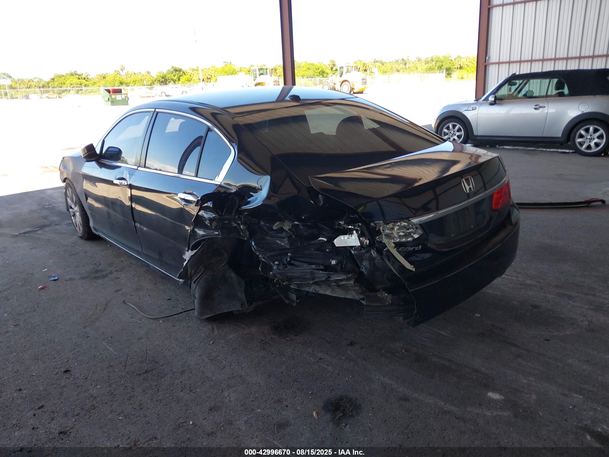 HONDA ACCORD image 3