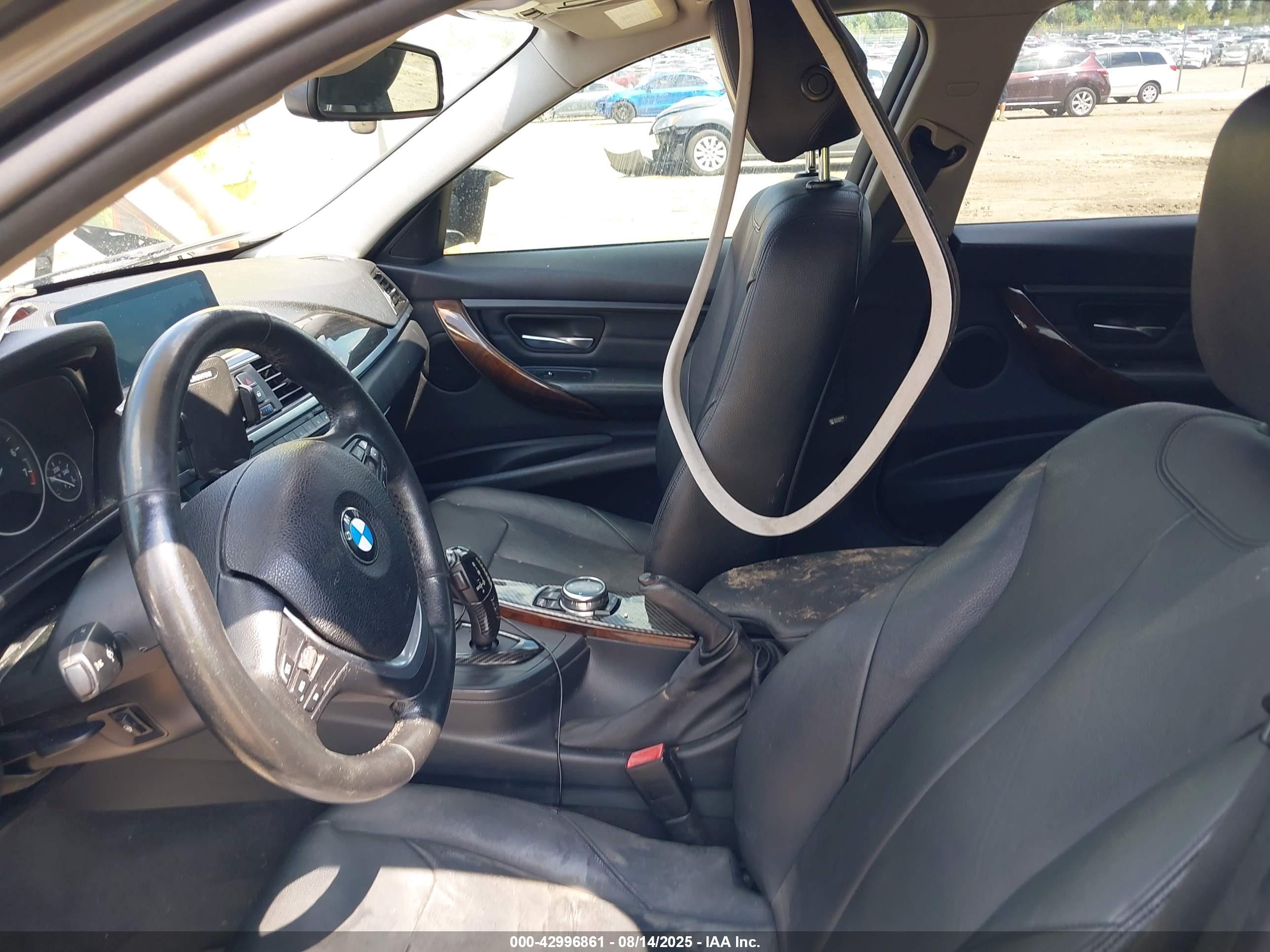 BMW 328I image 5