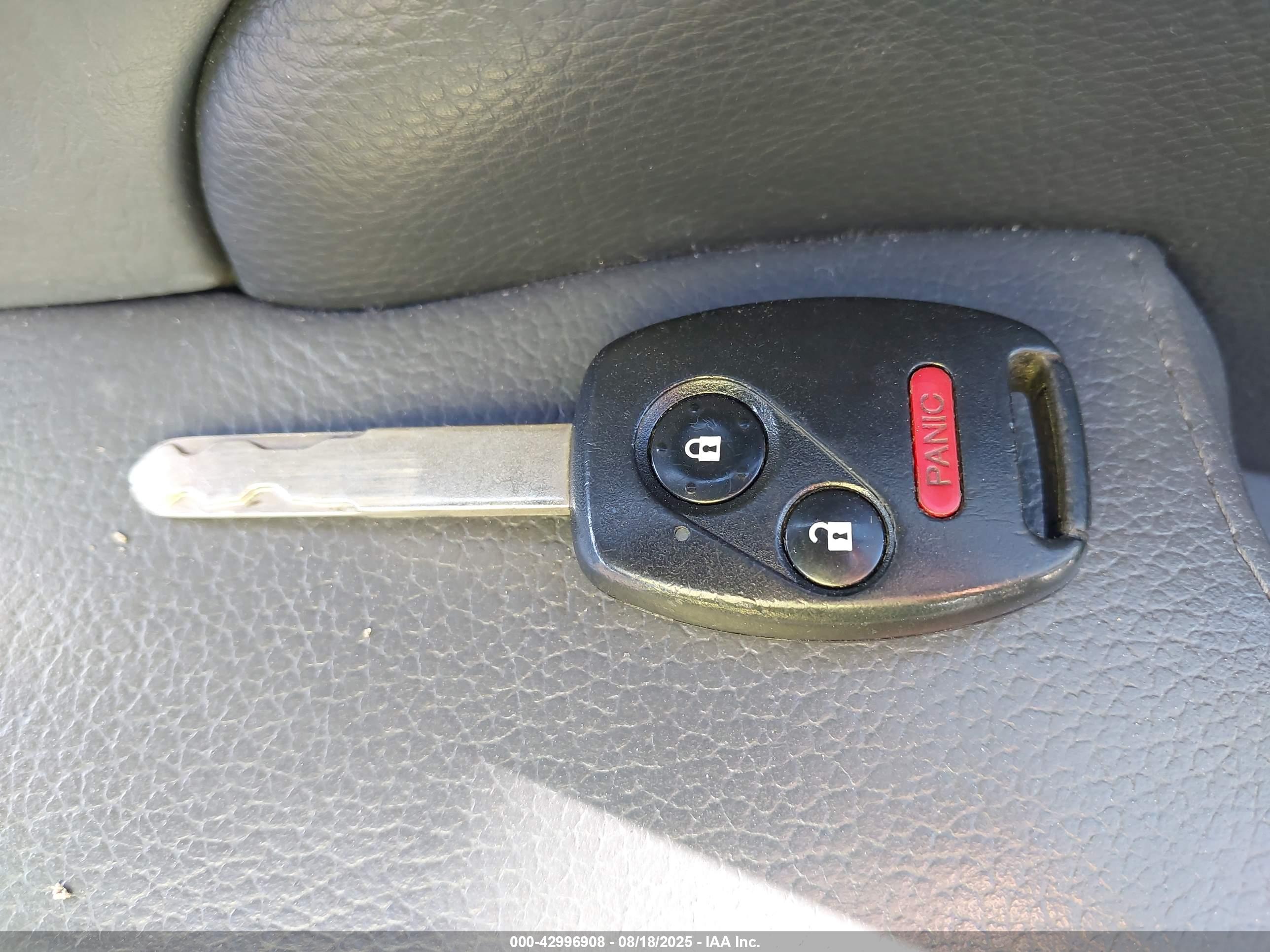 HONDA PILOT image 11