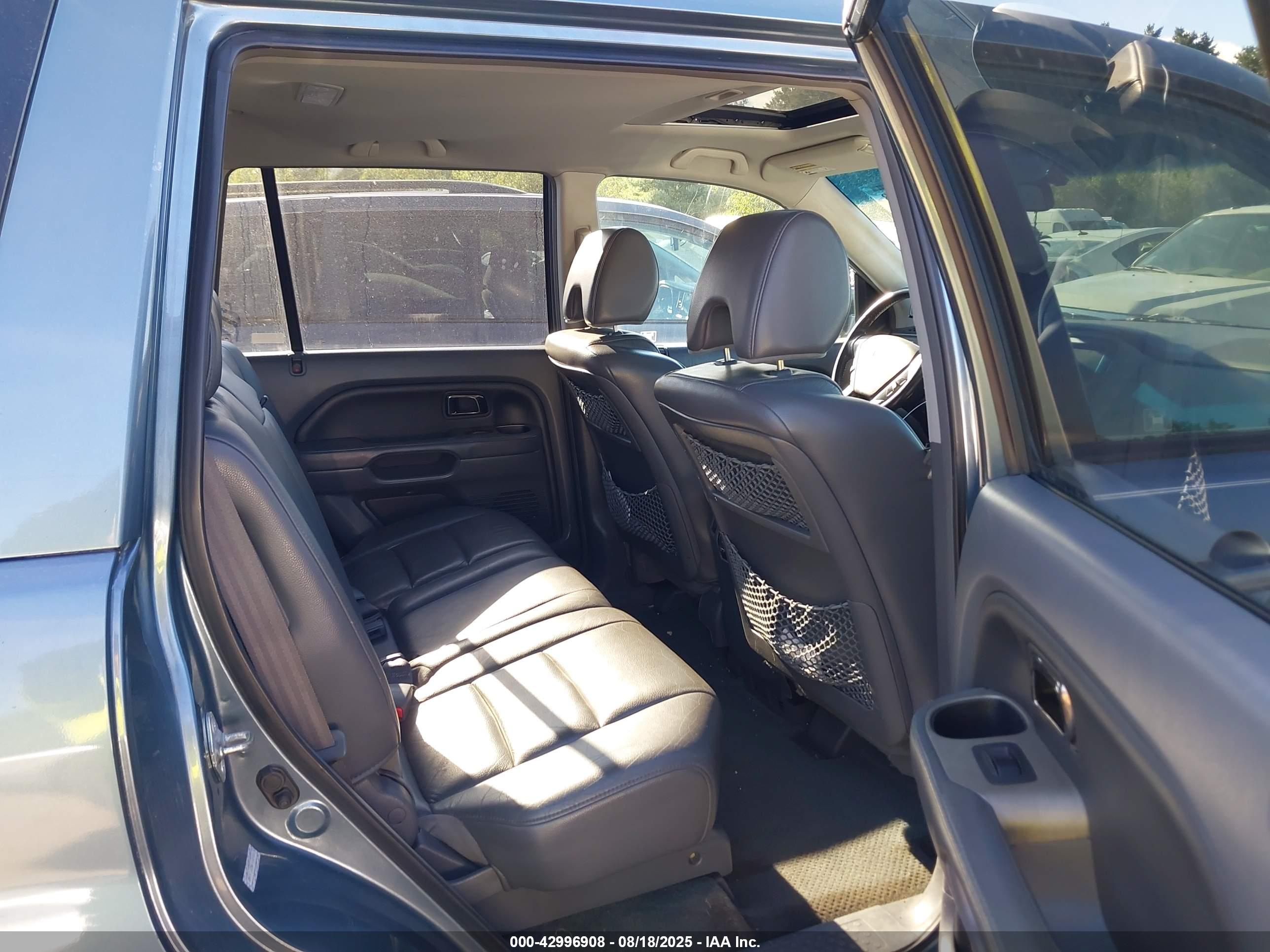 HONDA PILOT image 8