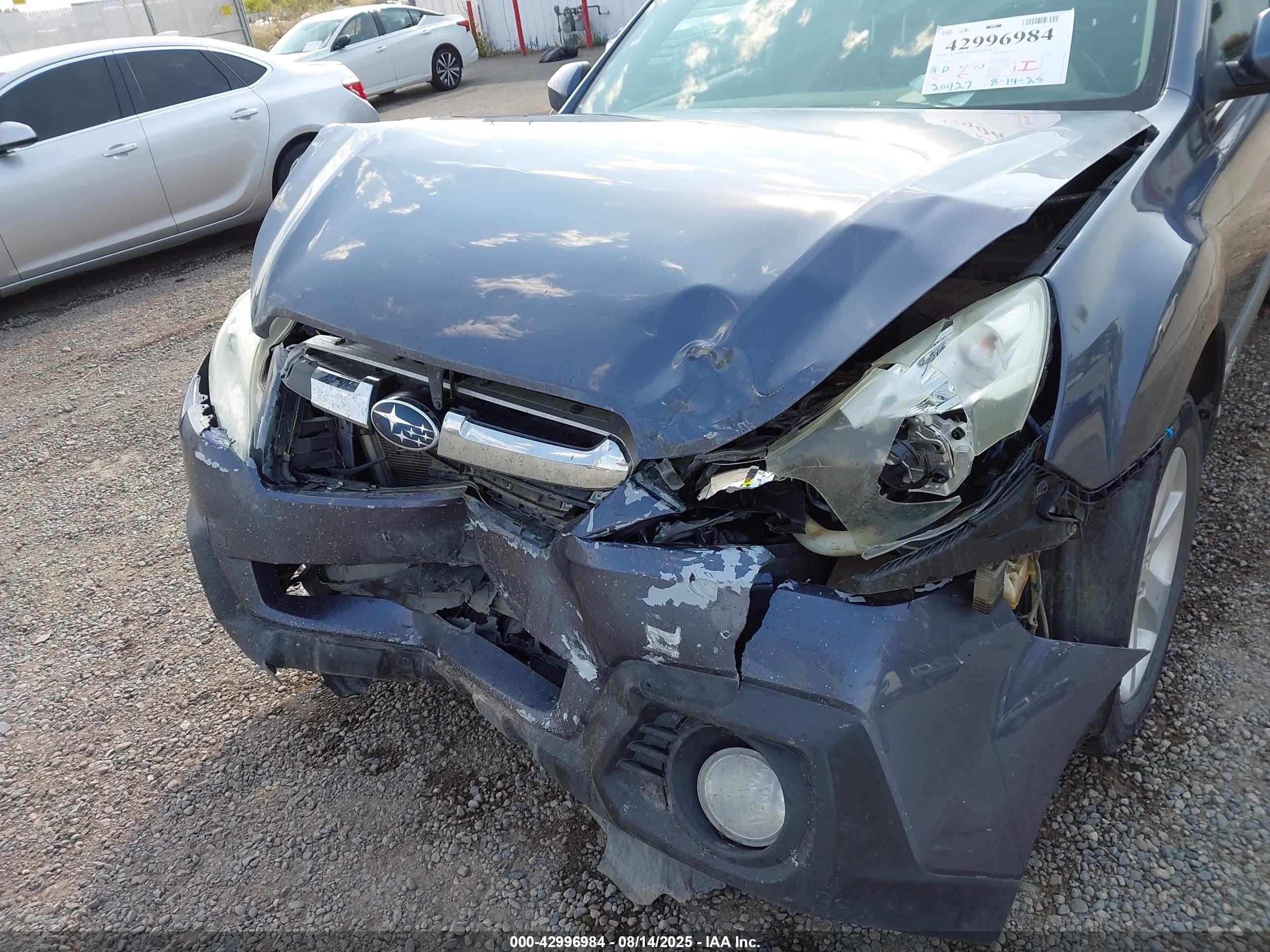 SUBARU OUTBACK image 6