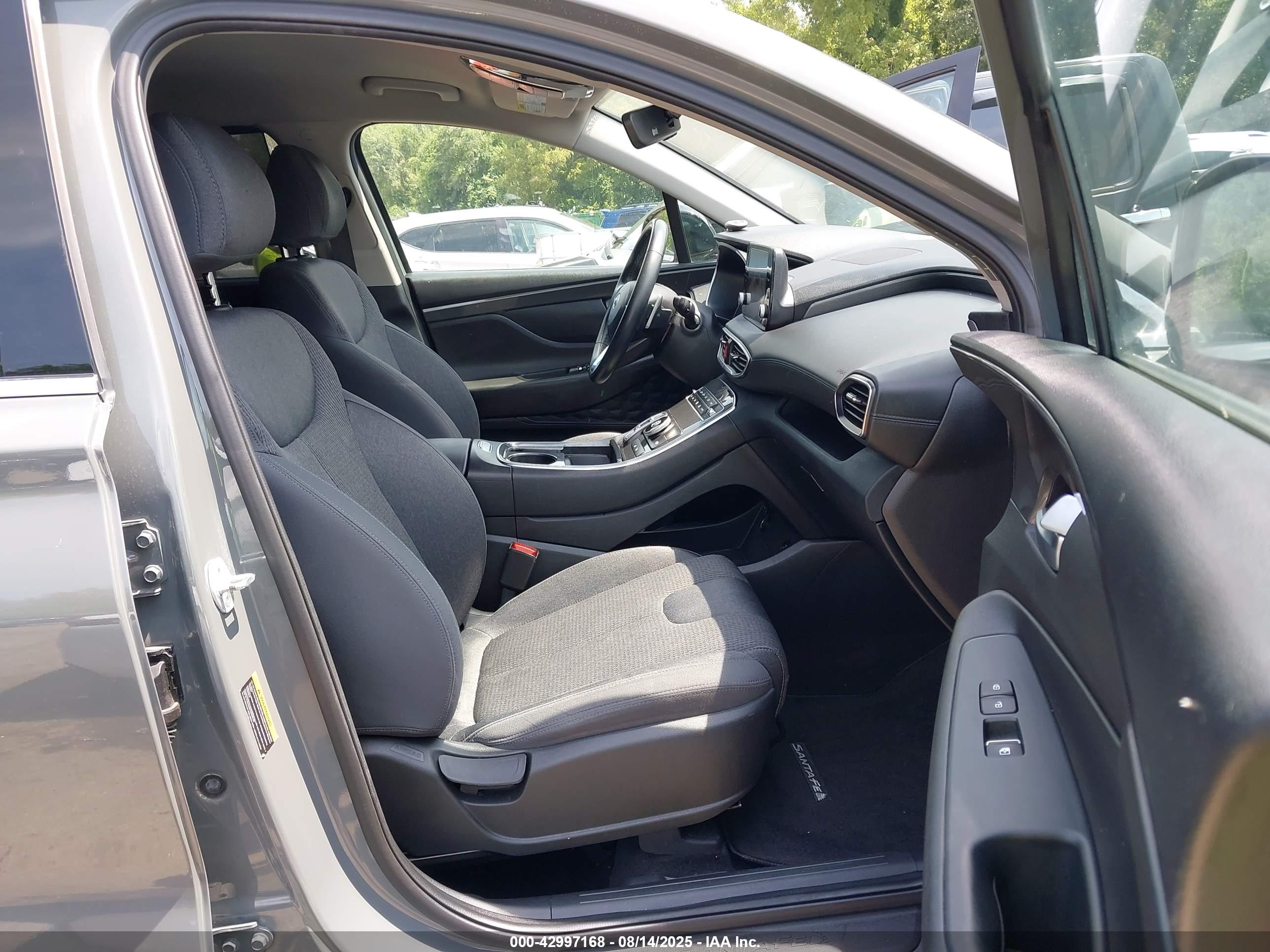 HYUNDAI SANTA image 5