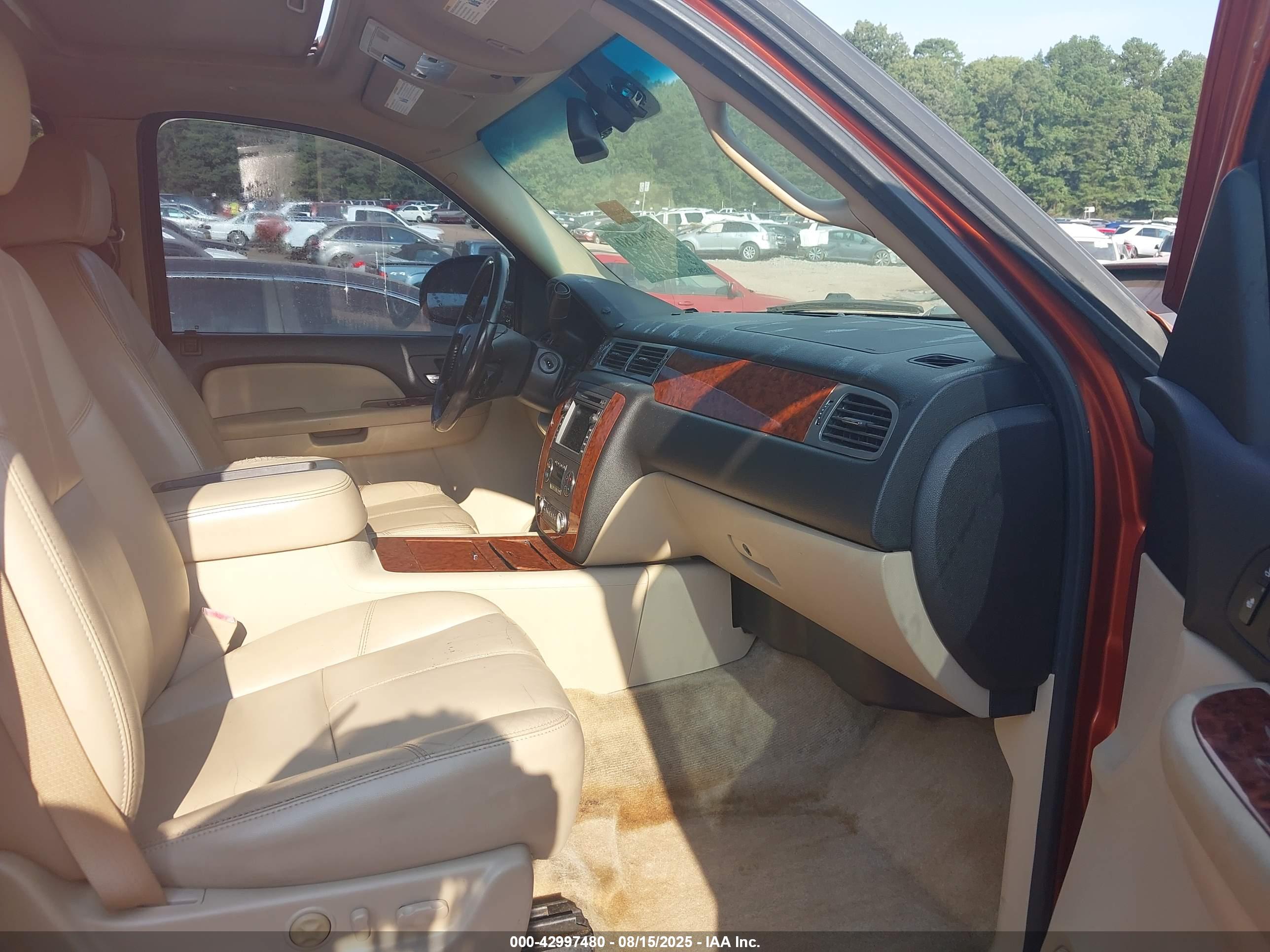 CHEVROLET AVALANCHE image 5