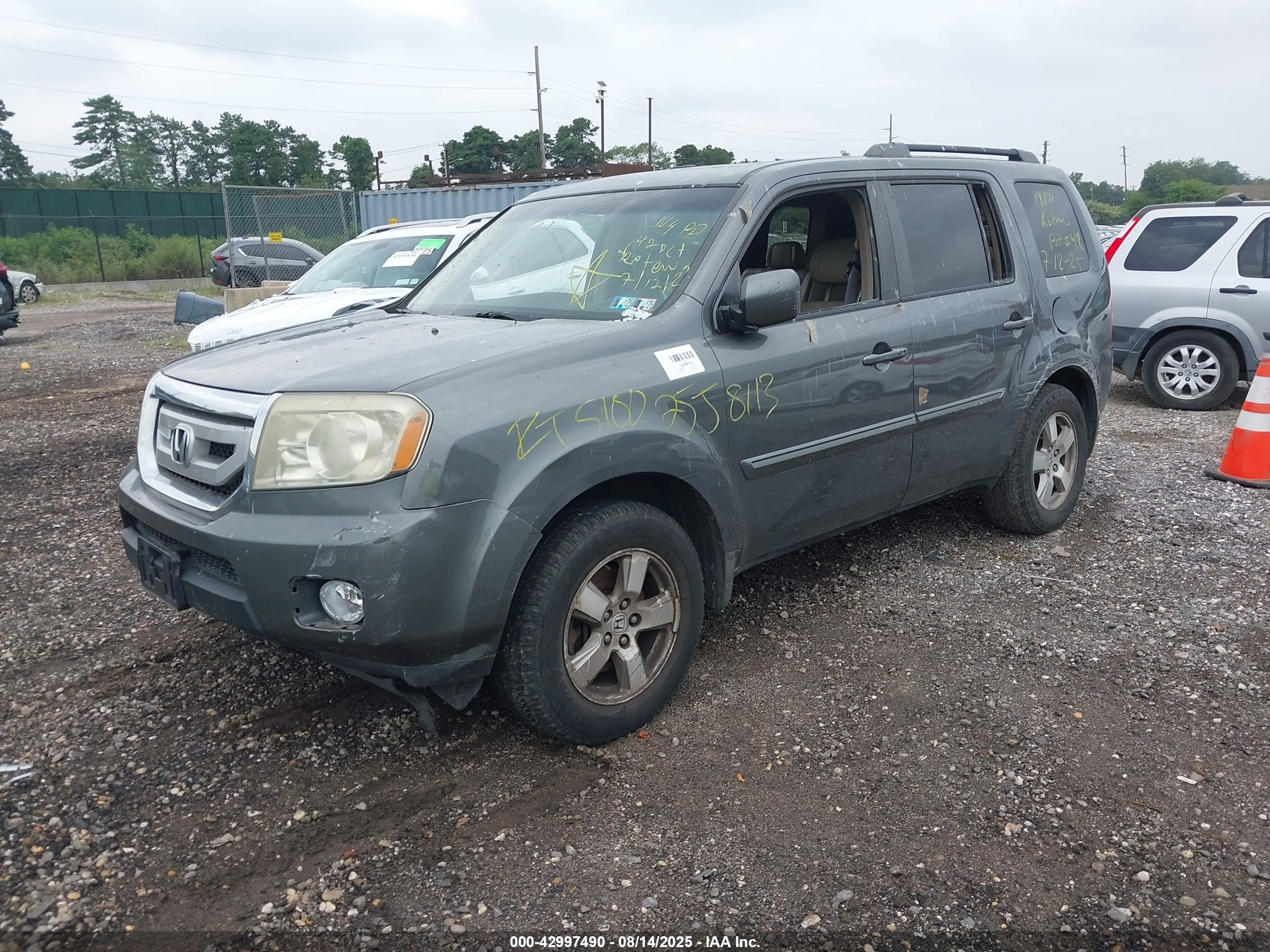 HONDA PILOT image 2