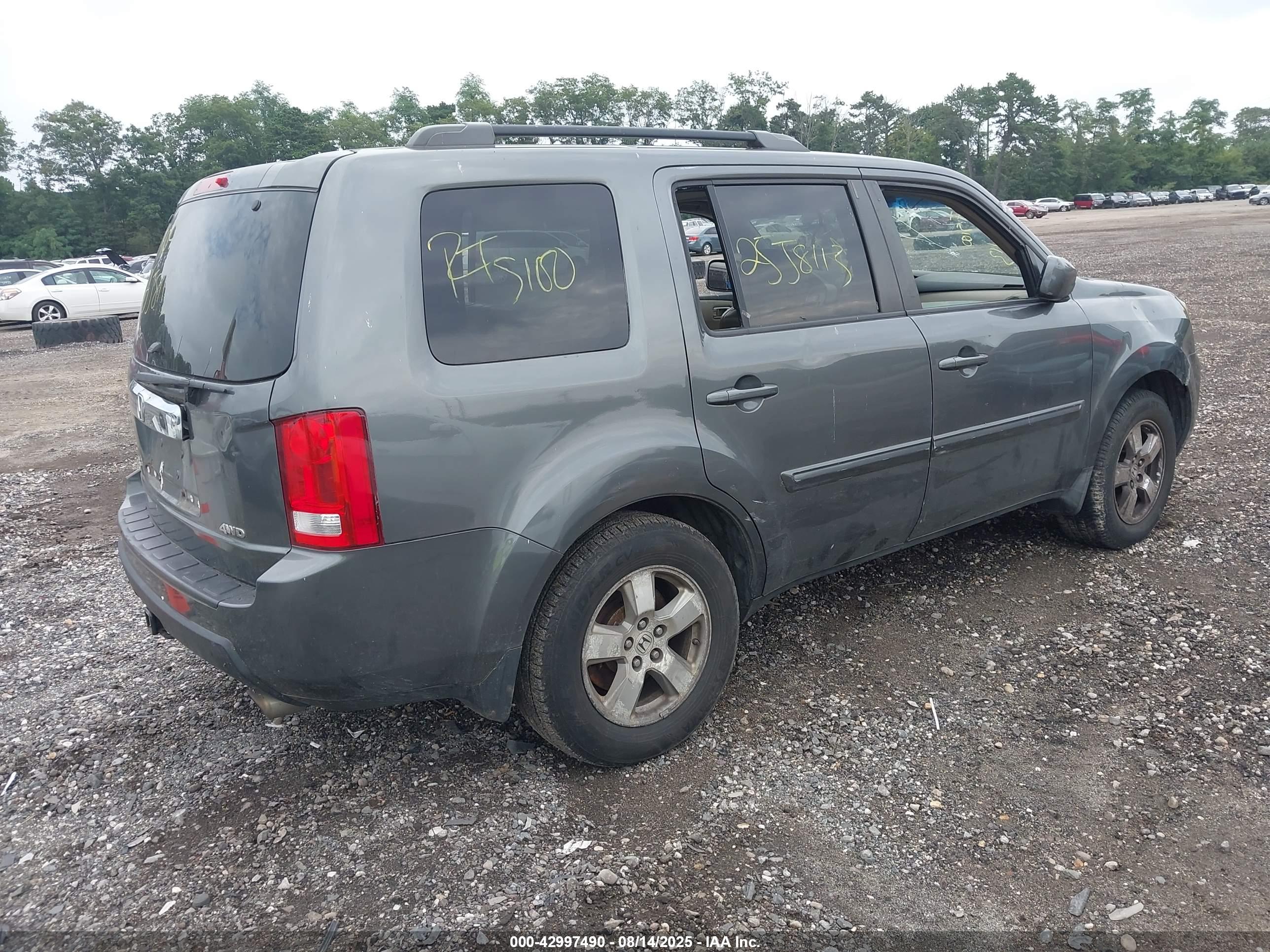 HONDA PILOT image 4