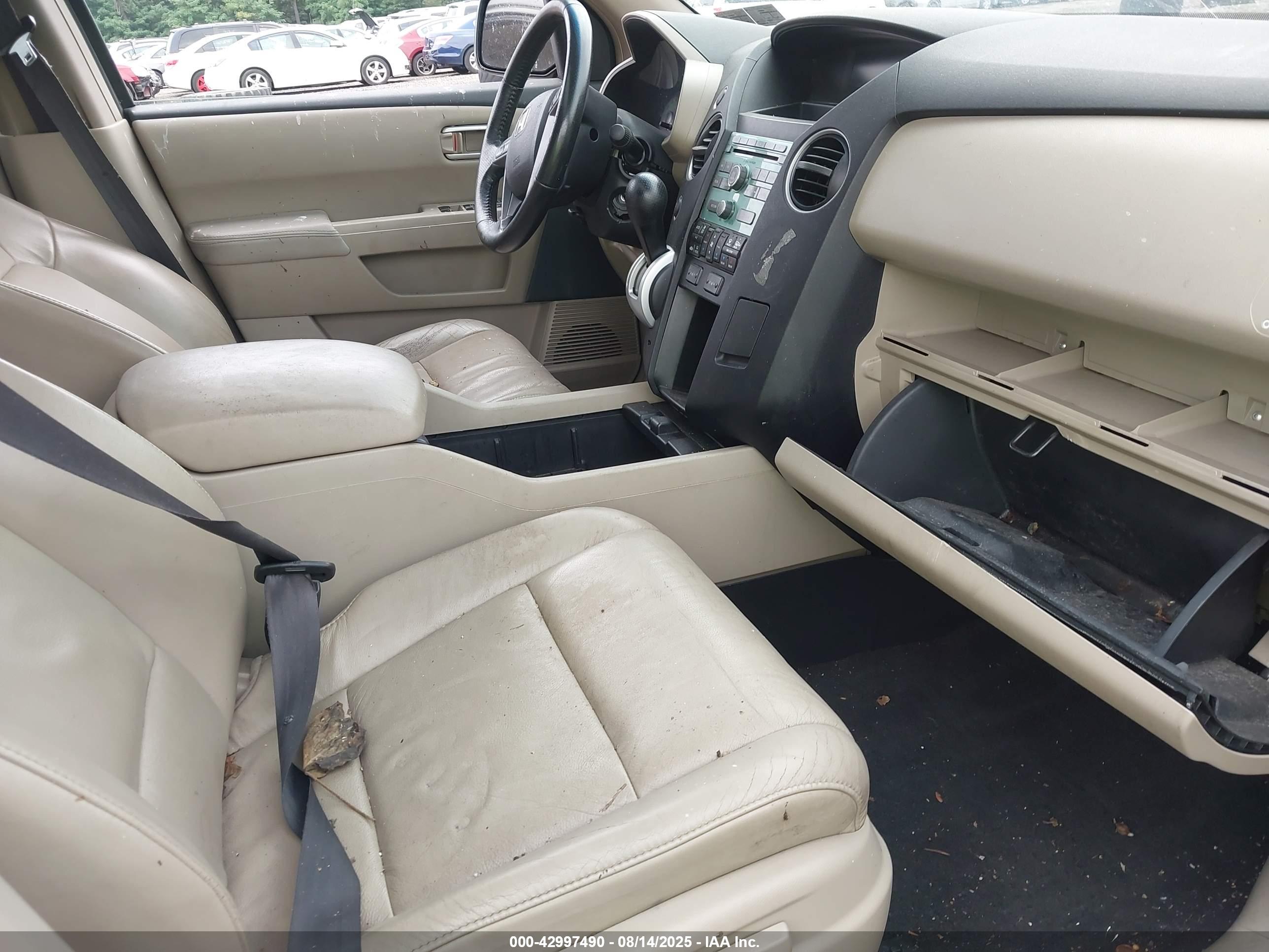 HONDA PILOT image 5