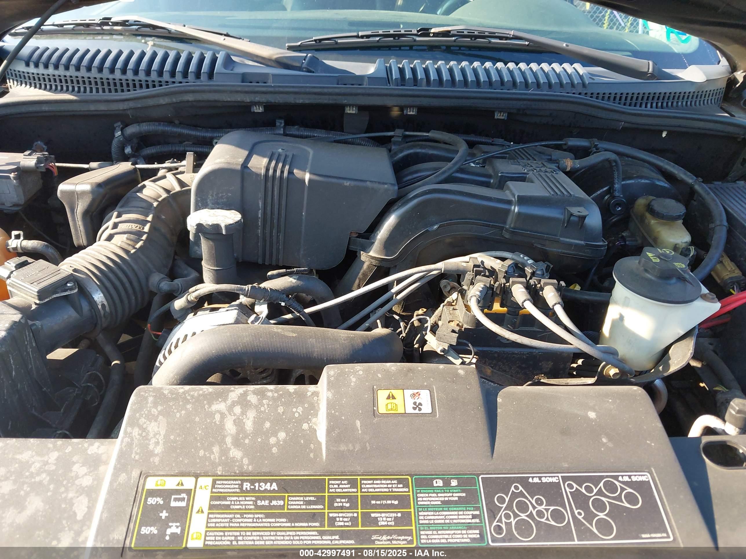 FORD EXPLORER image 10
