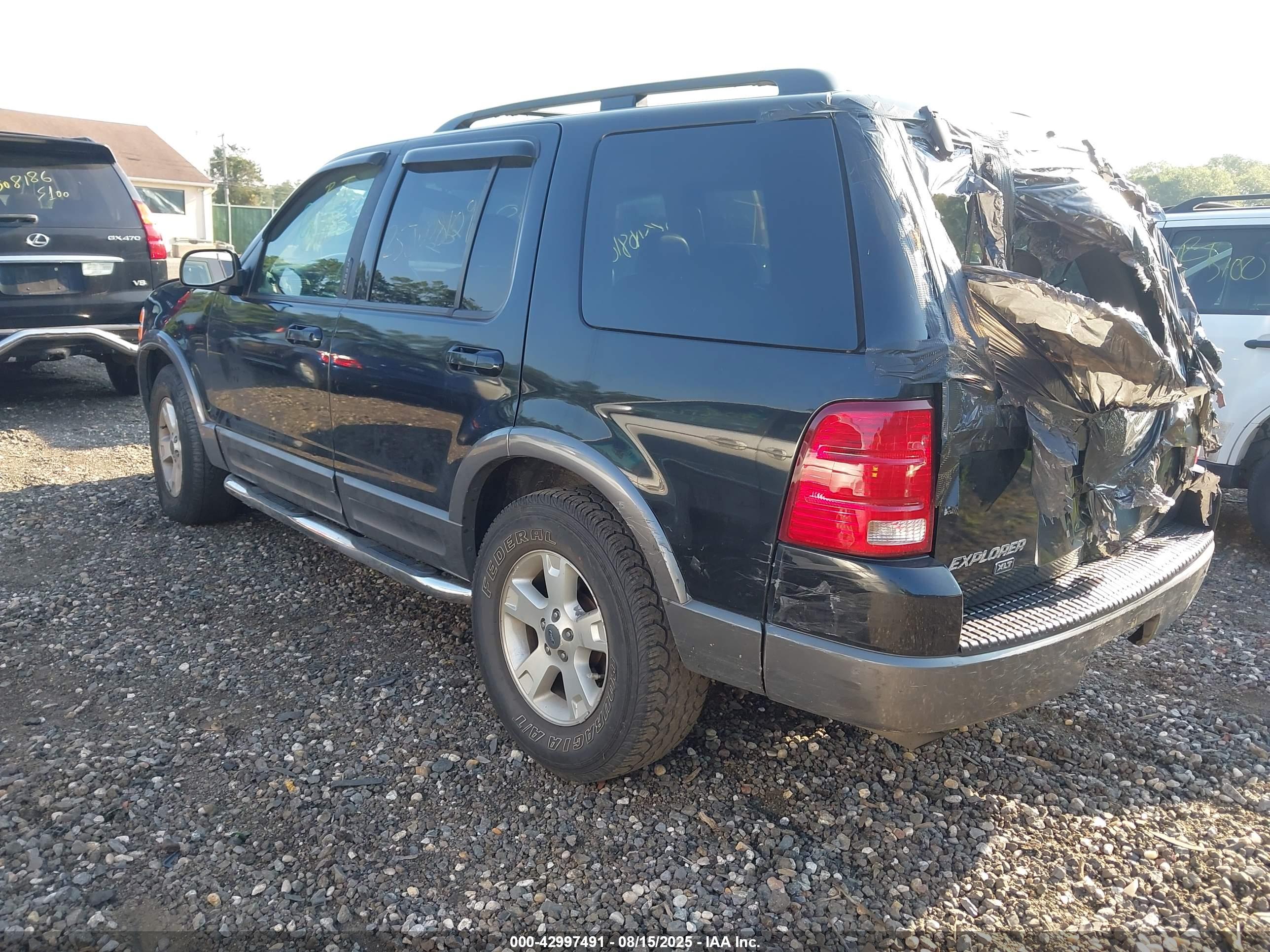 FORD EXPLORER image 3