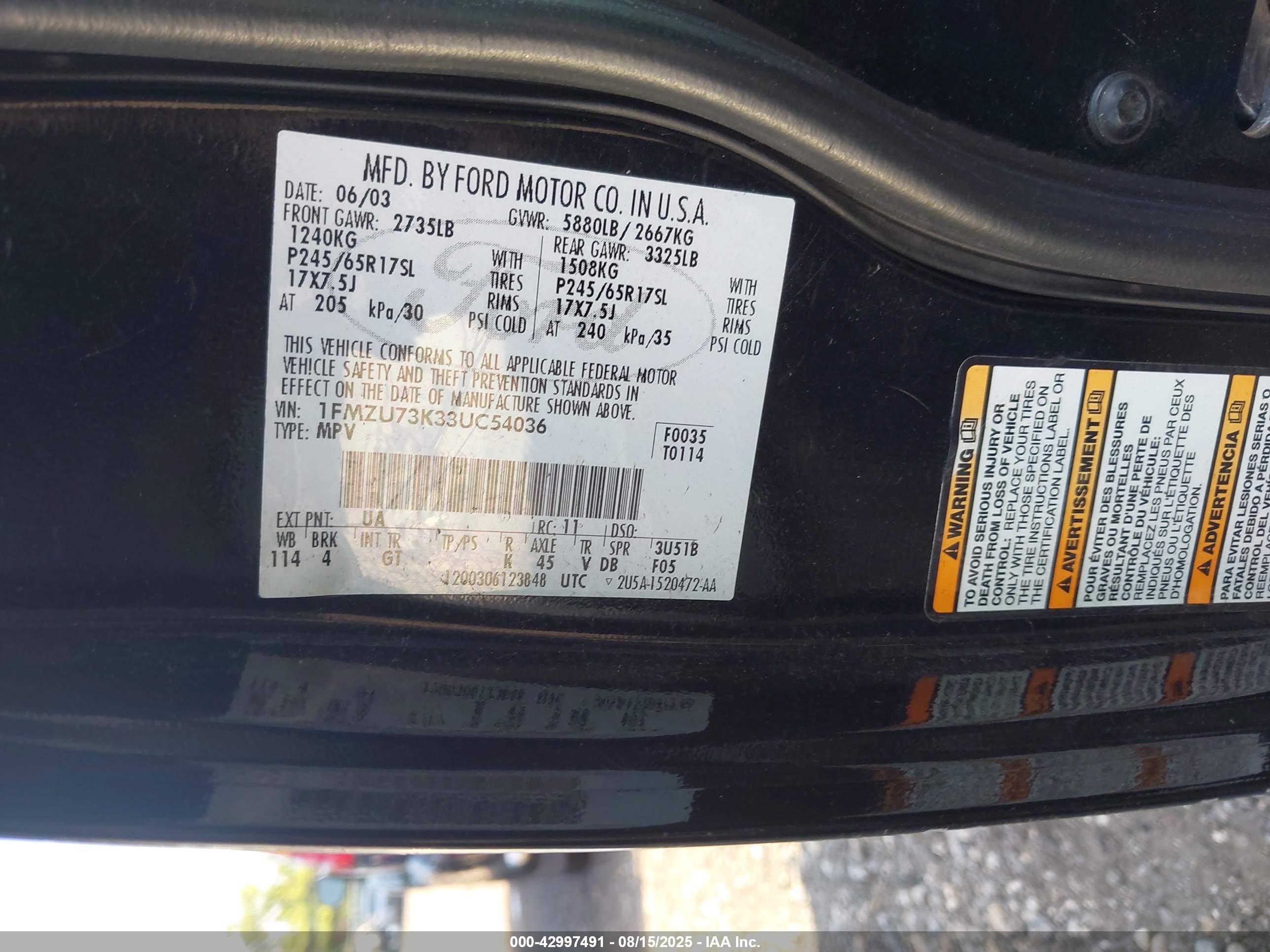 FORD EXPLORER image 9