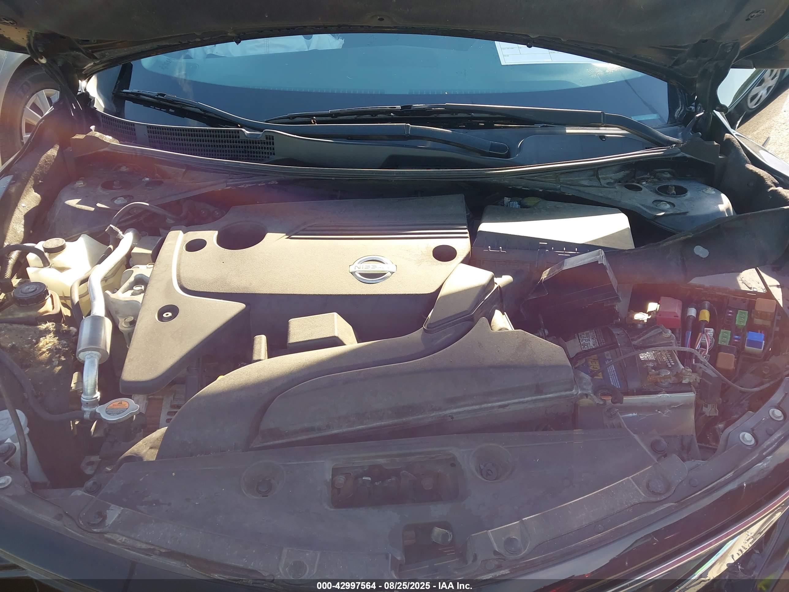 NISSAN ALTIMA image 10