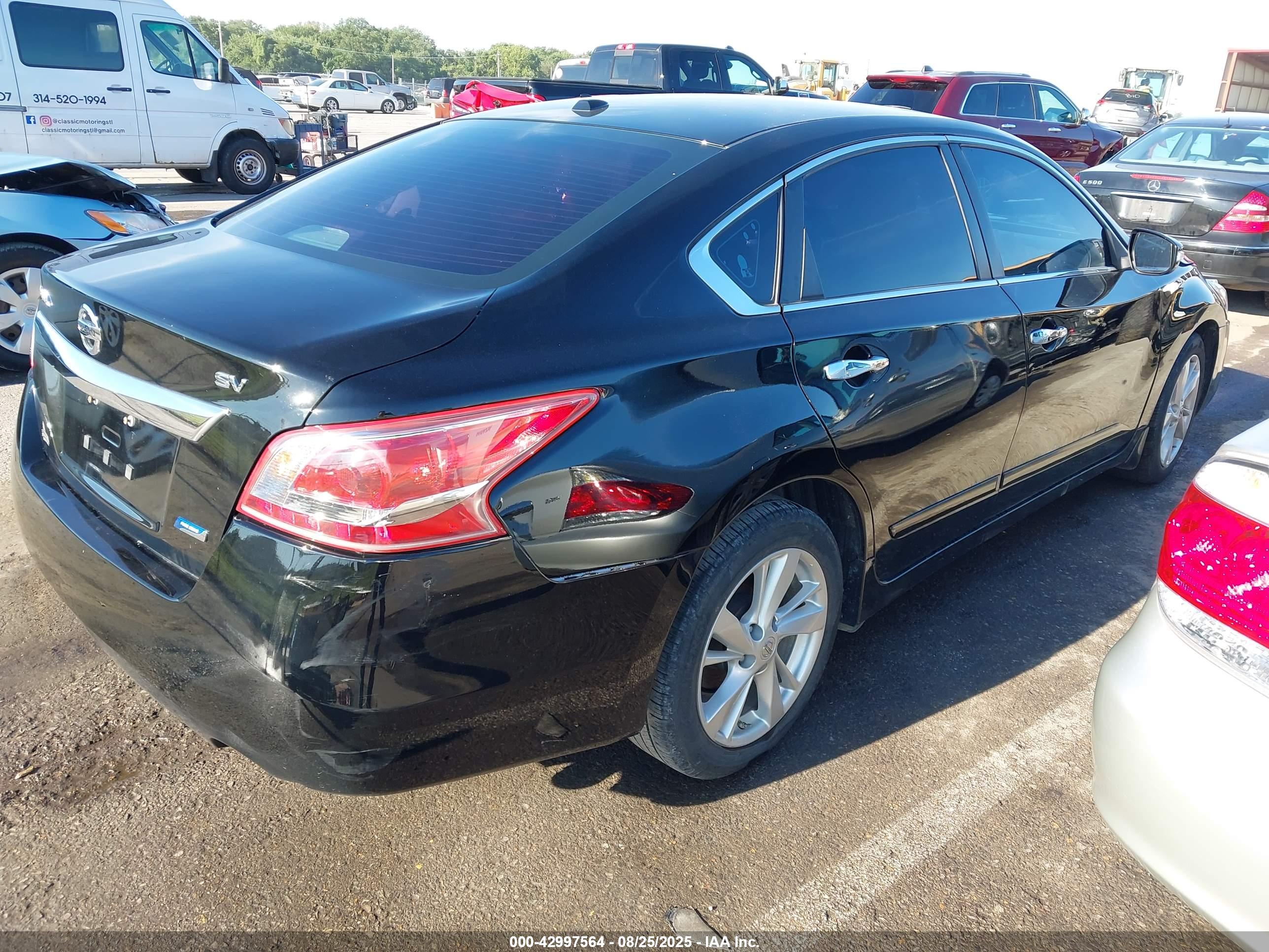 NISSAN ALTIMA image 4