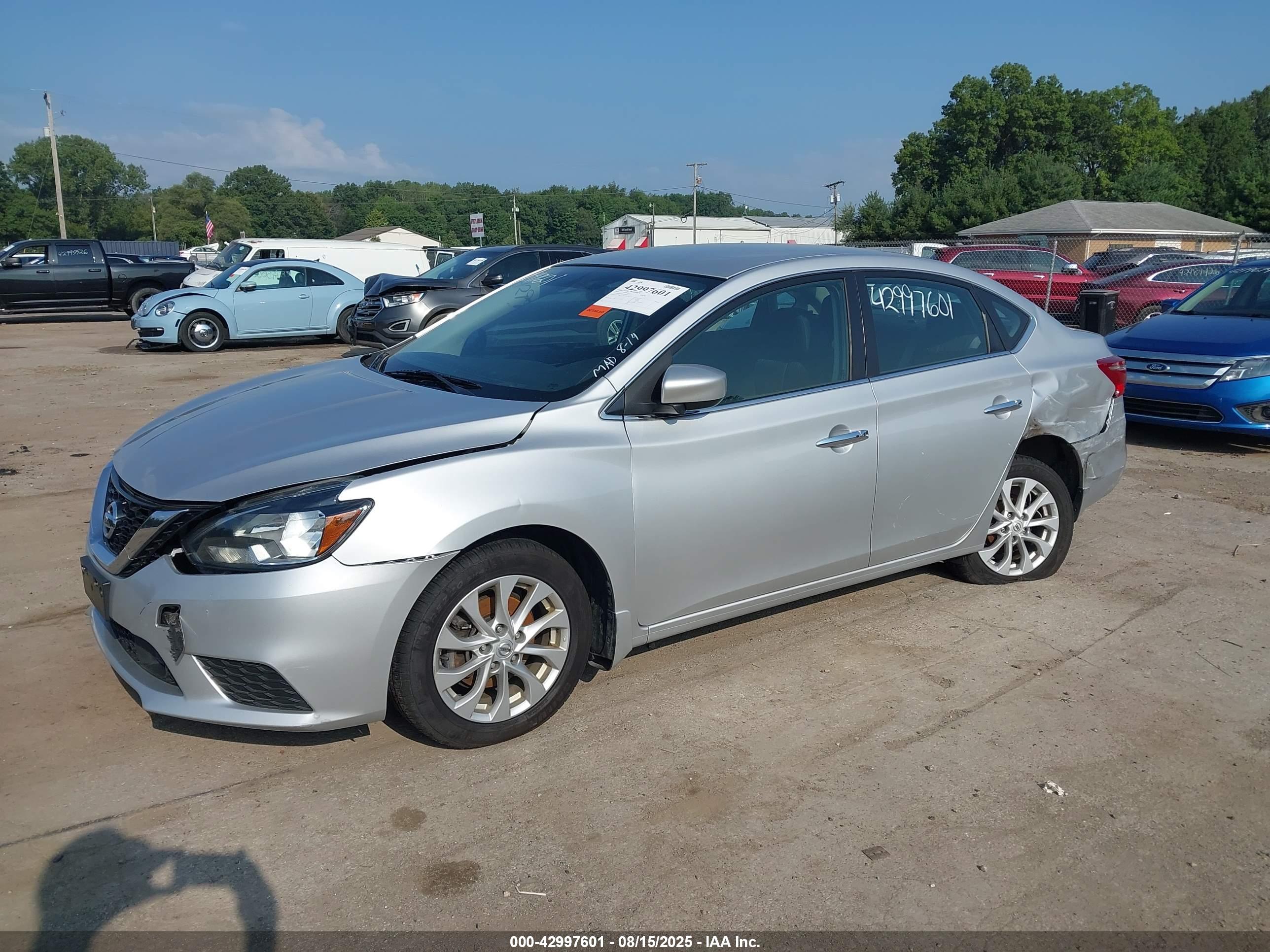 NISSAN SENTRA image 6