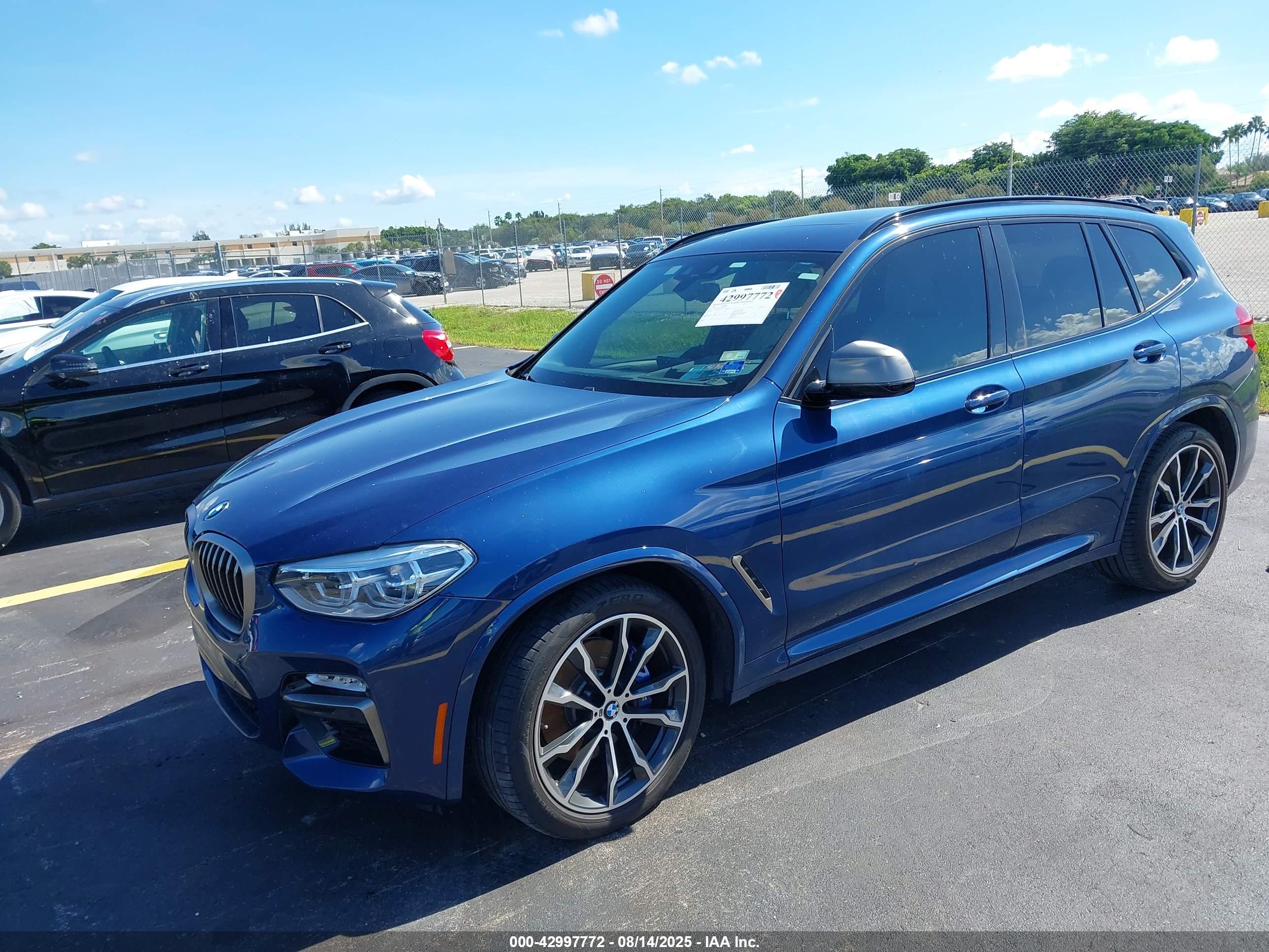 BMW X3 image 2