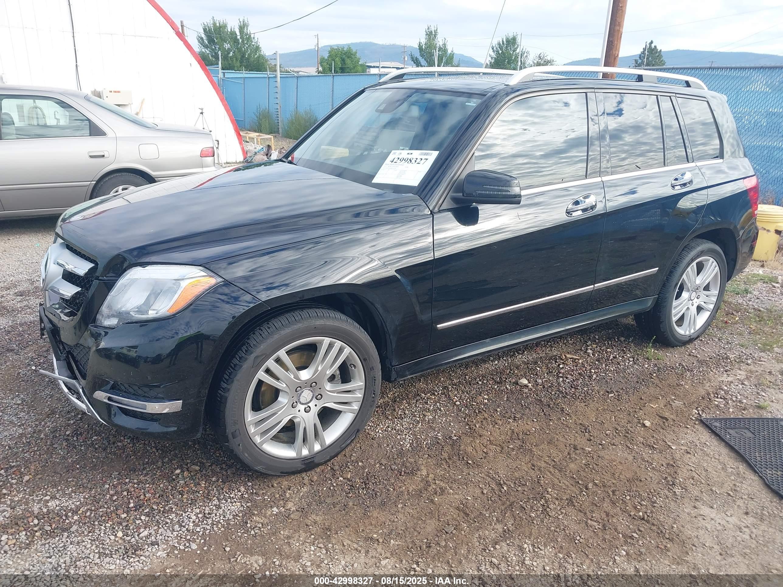 MERCEDES-BENZ GLK image 2