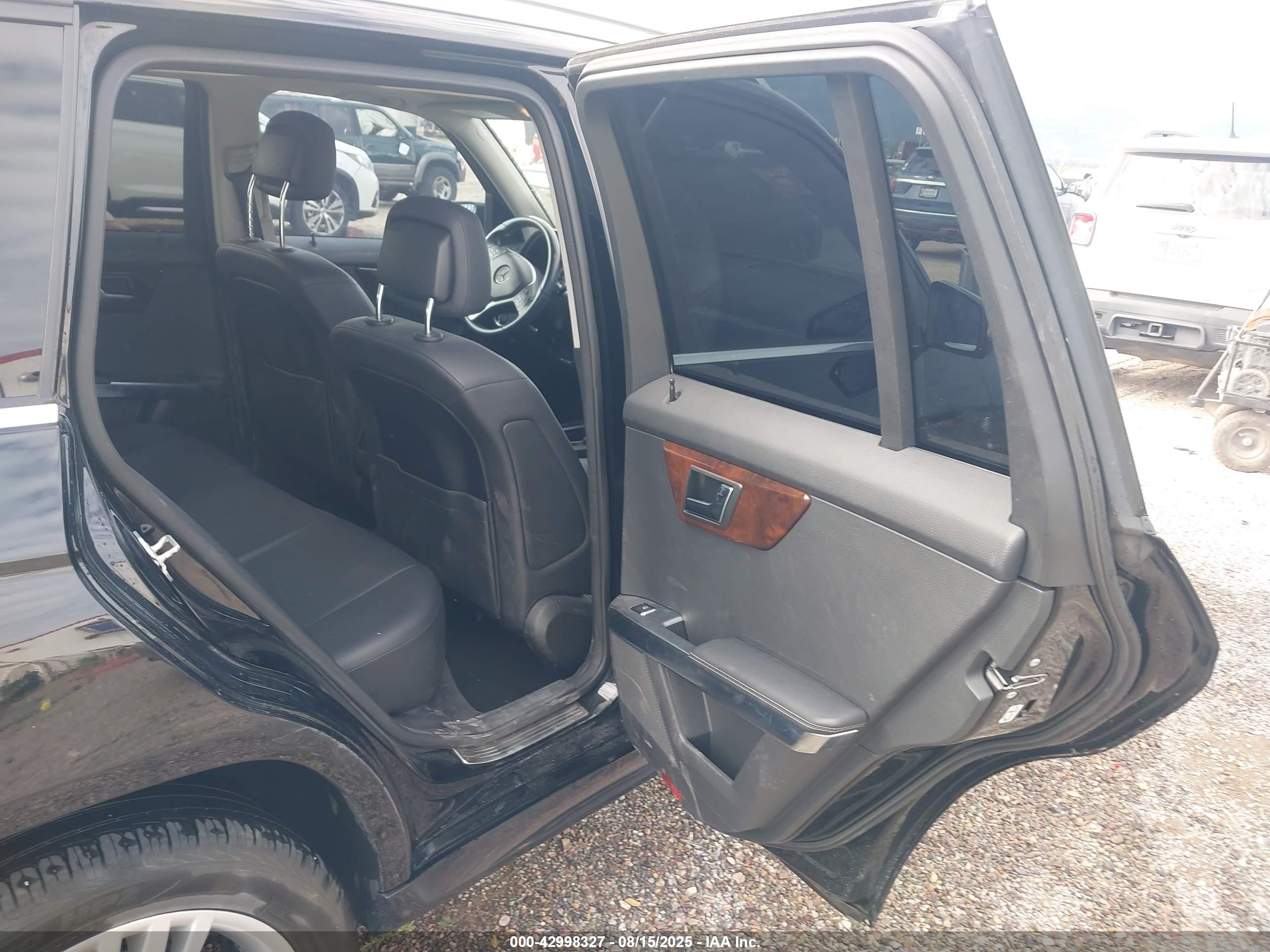 MERCEDES-BENZ GLK image 8