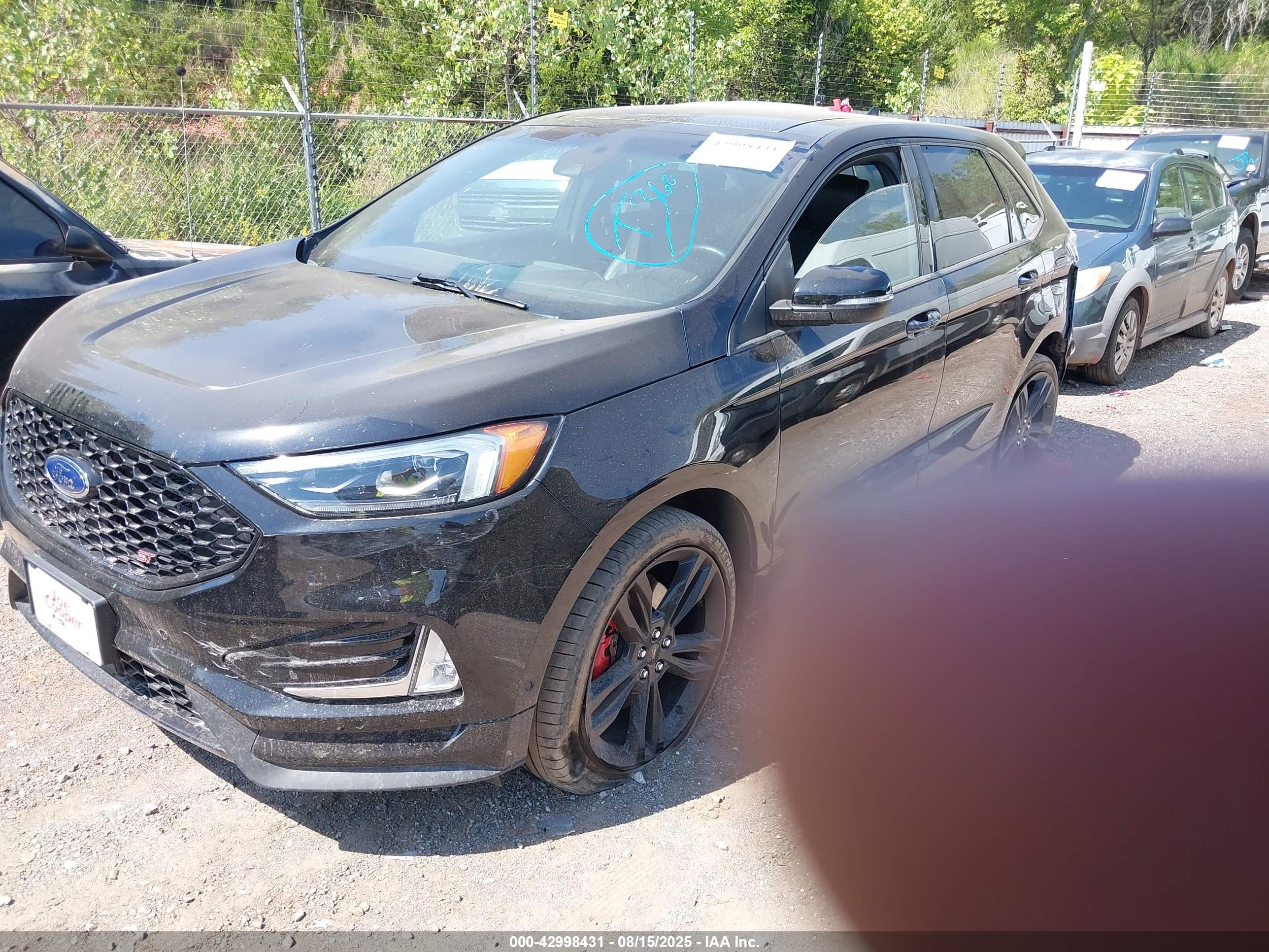 FORD EDGE image 2