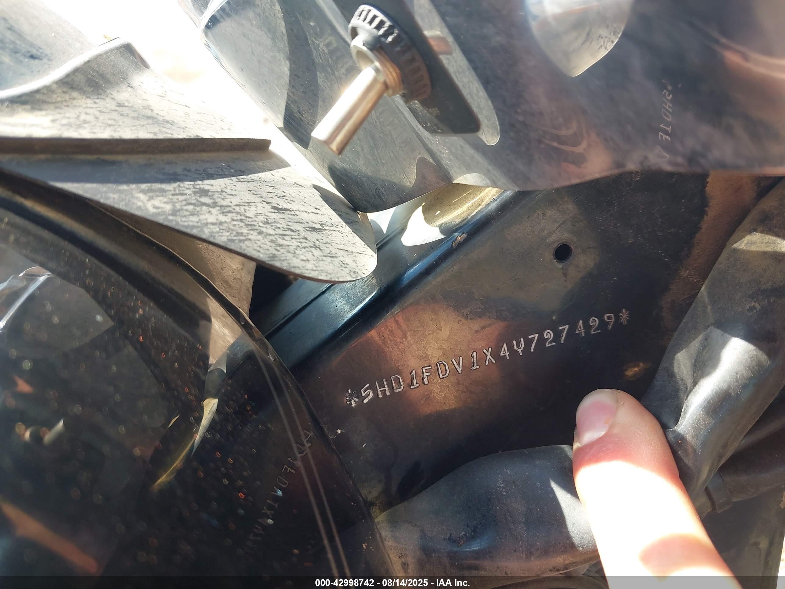 HARLEY-DAVIDSON FLHR image 10
