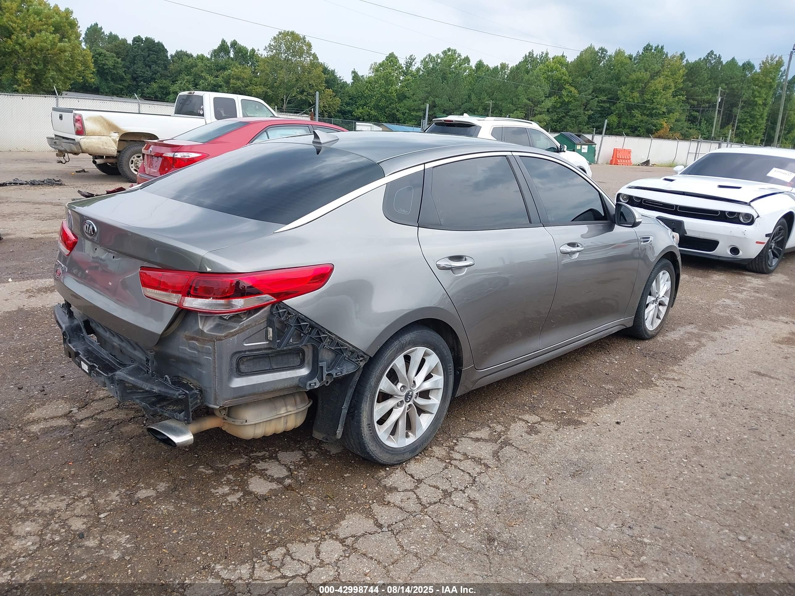 KIA OPTIMA image 4