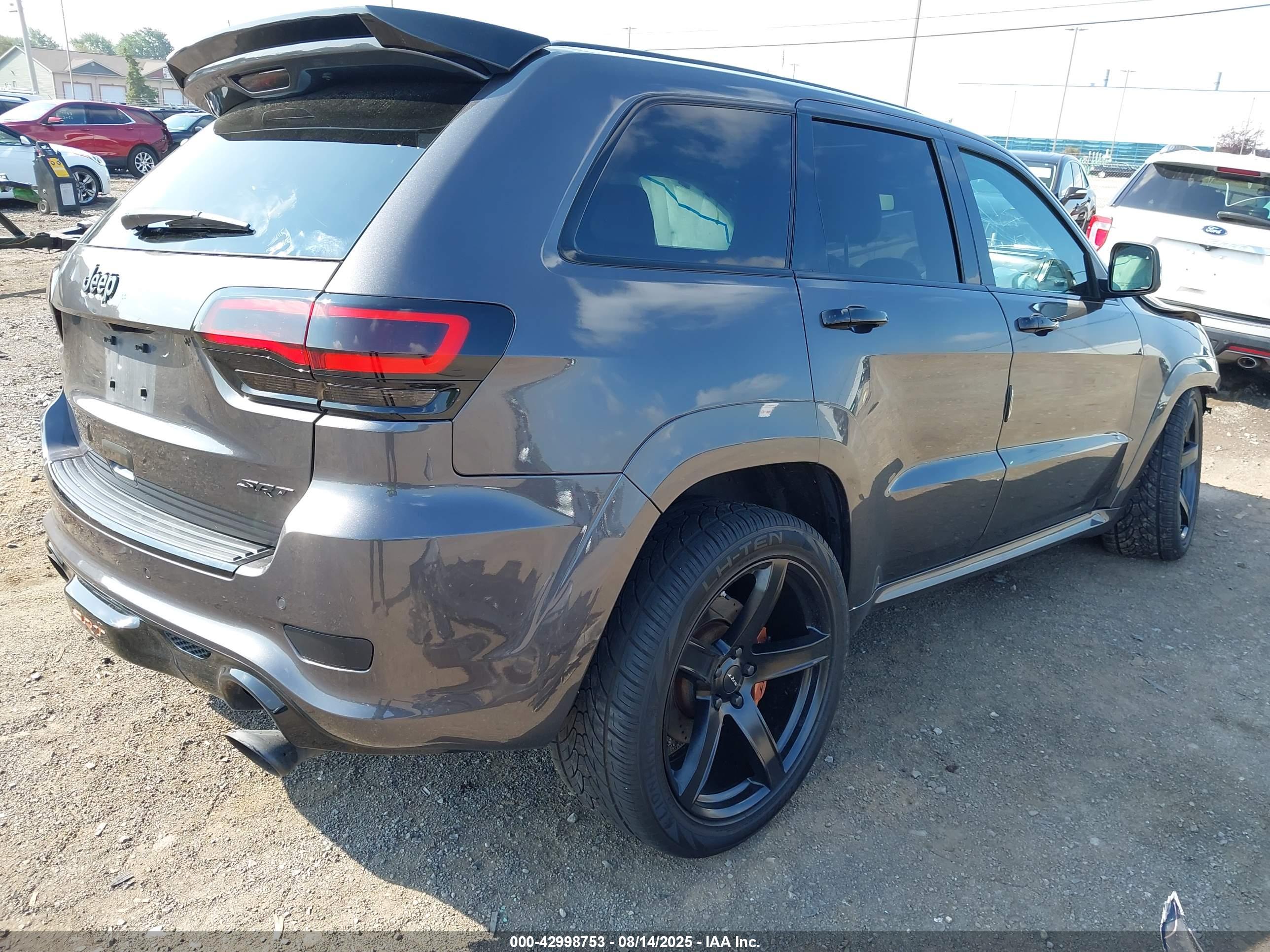 JEEP GRAND image 4