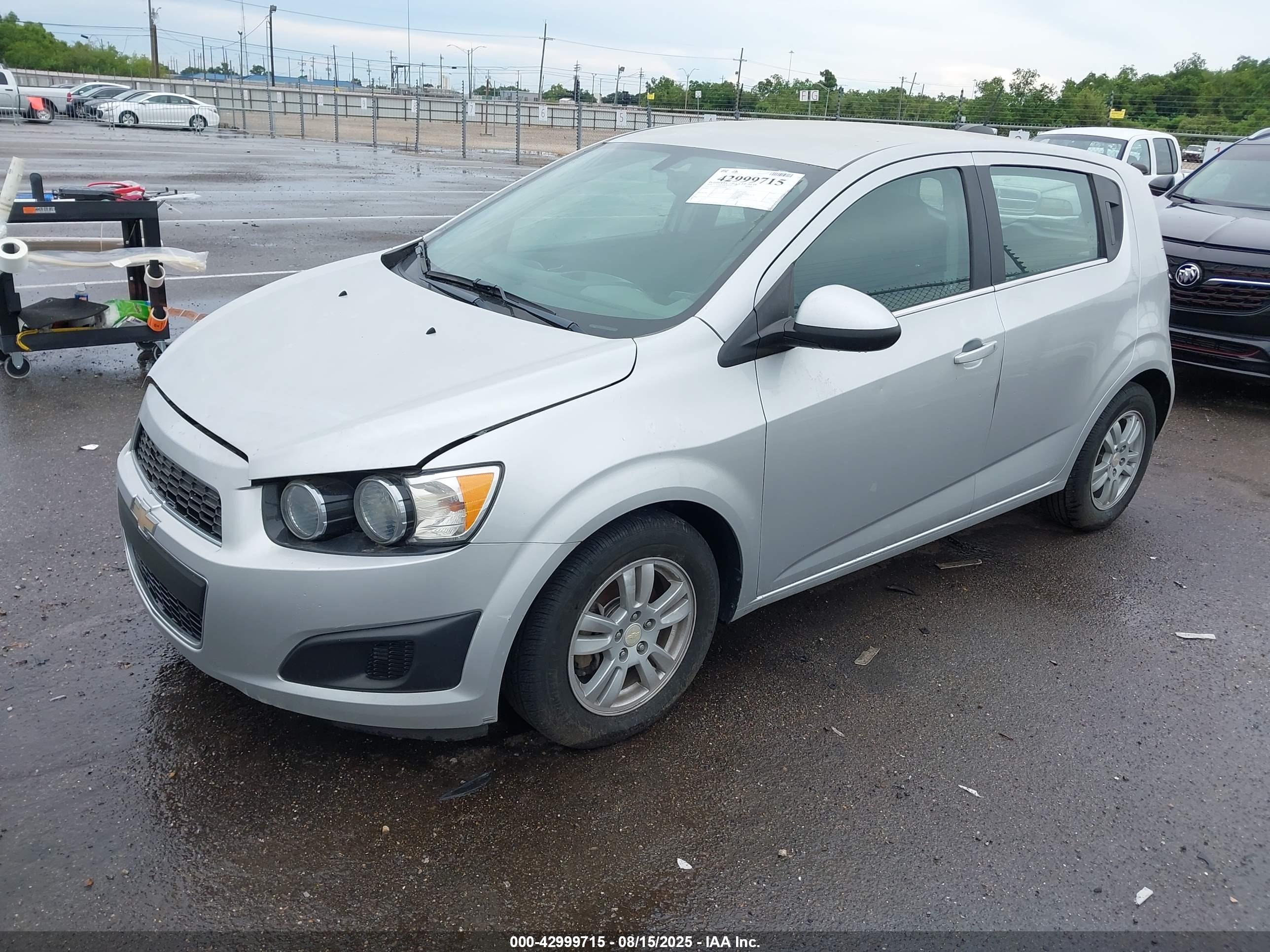CHEVROLET SONIC image 2