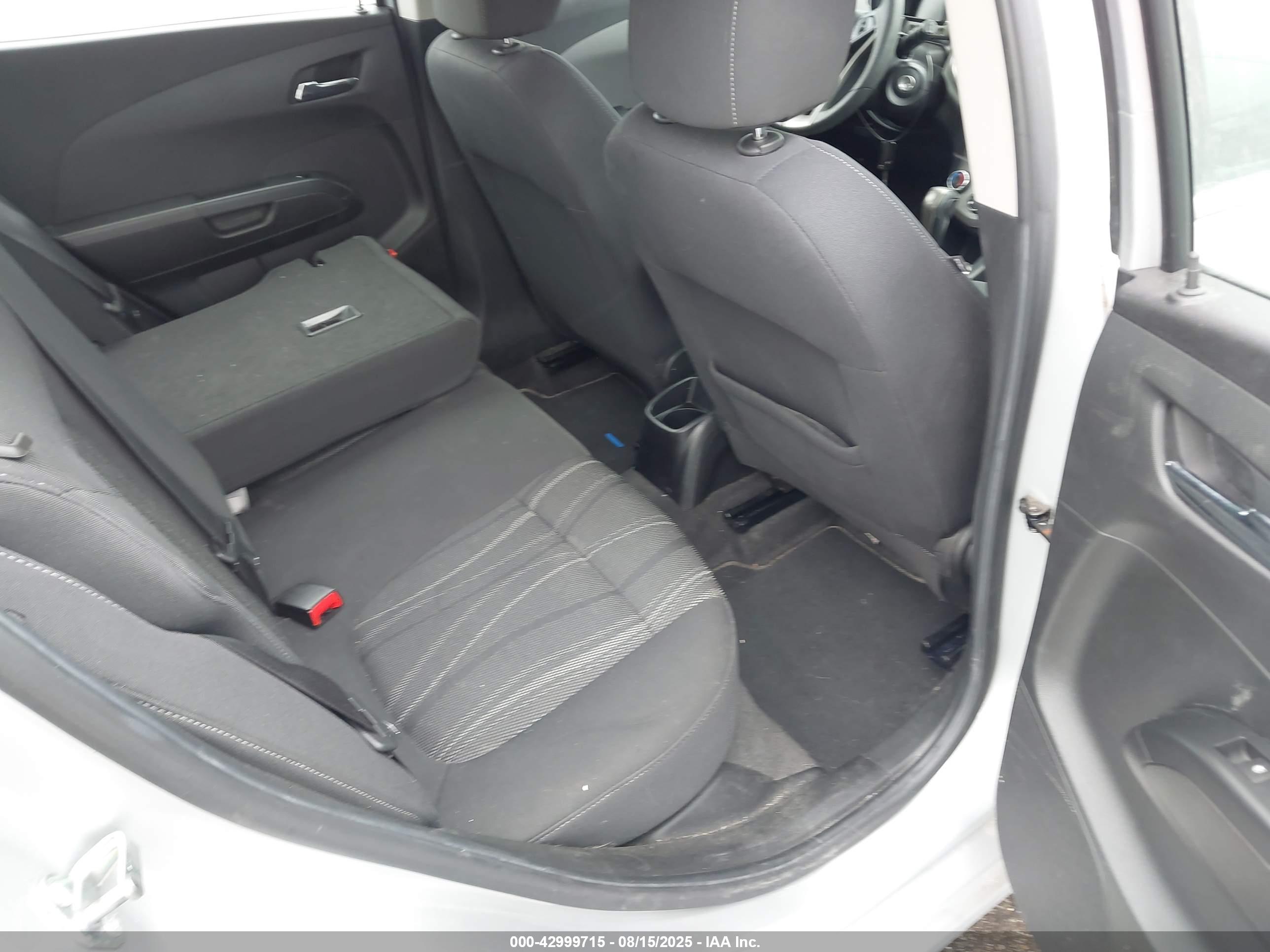 CHEVROLET SONIC image 8