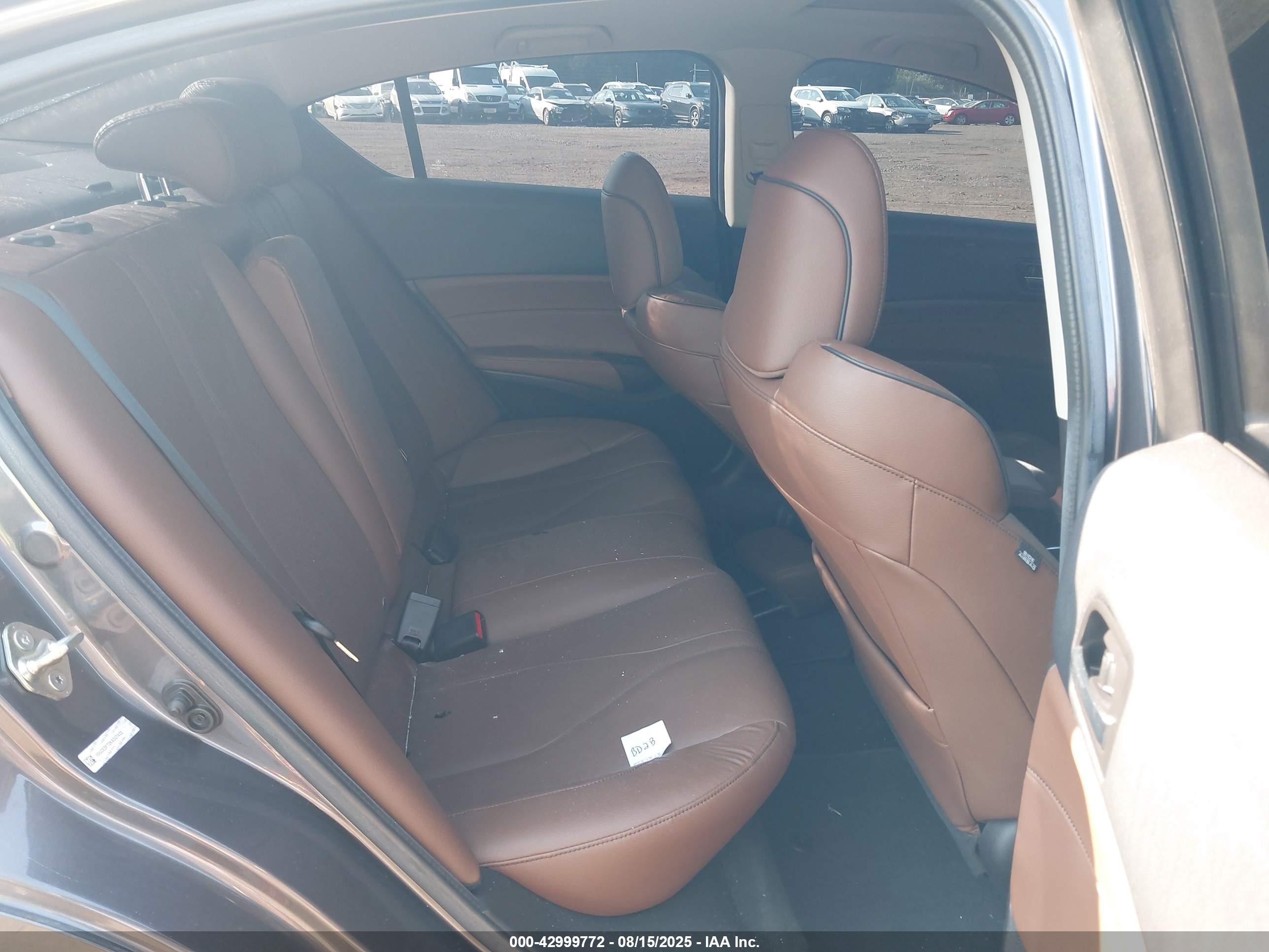 ACURA ILX image 8