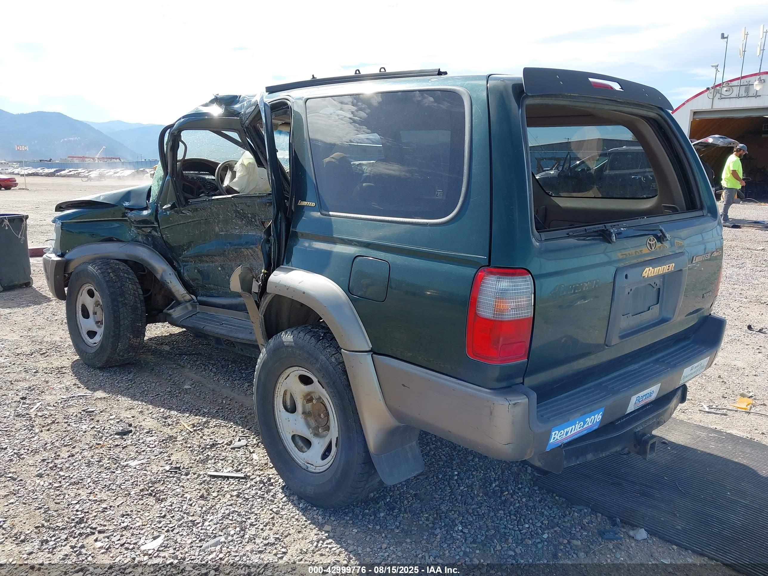 TOYOTA 4RUNNER image 3