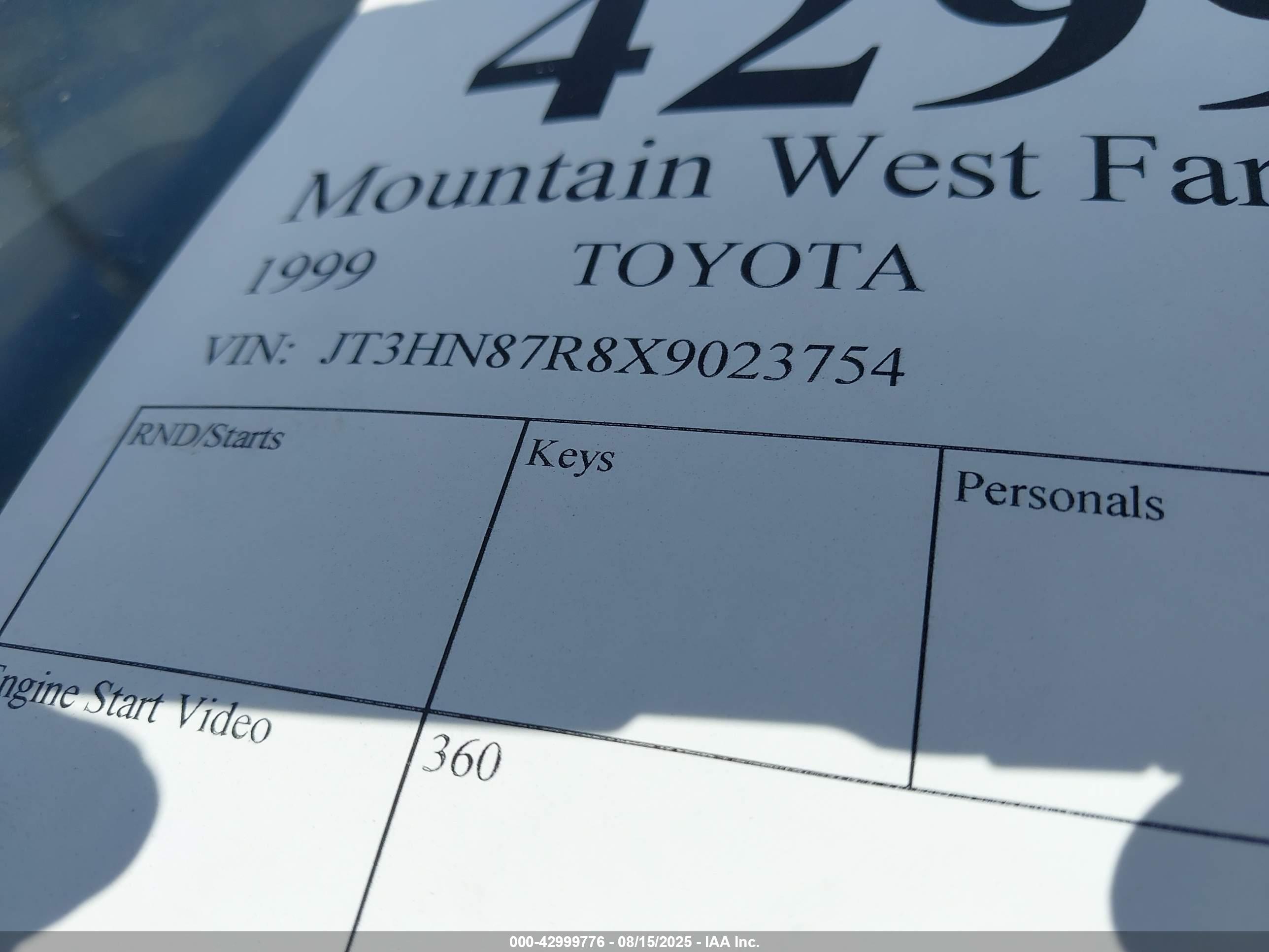 TOYOTA 4RUNNER image 9