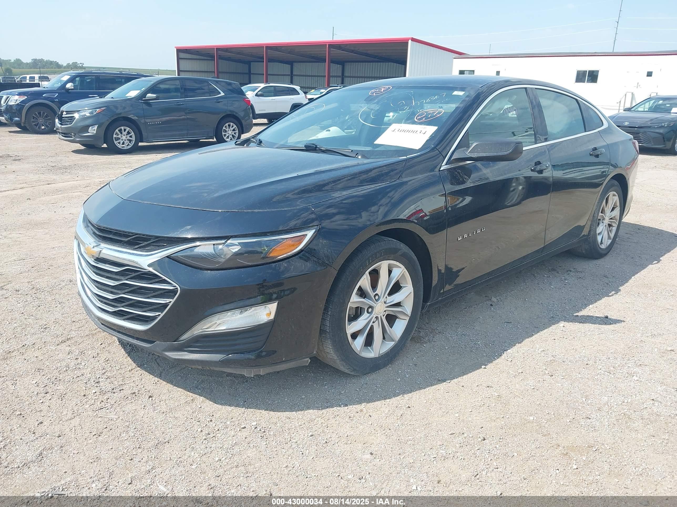CHEVROLET MALIBU image 2