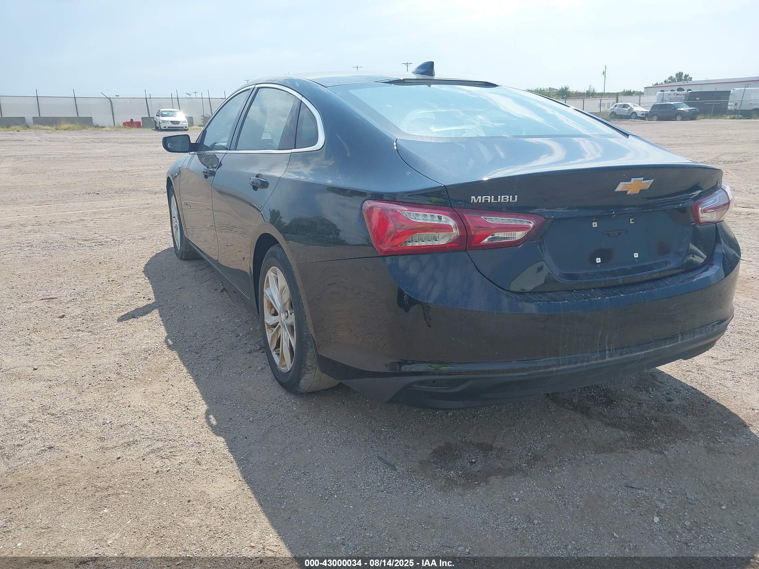 CHEVROLET MALIBU image 3