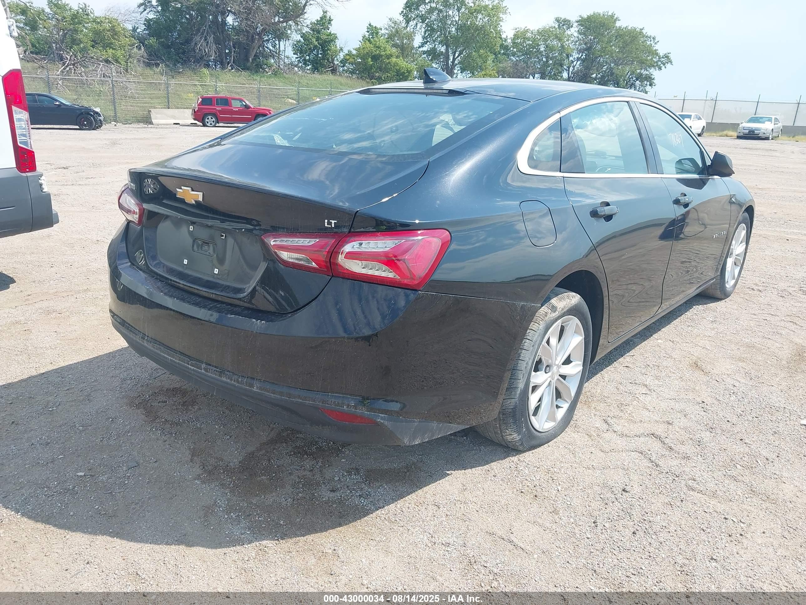 CHEVROLET MALIBU image 4