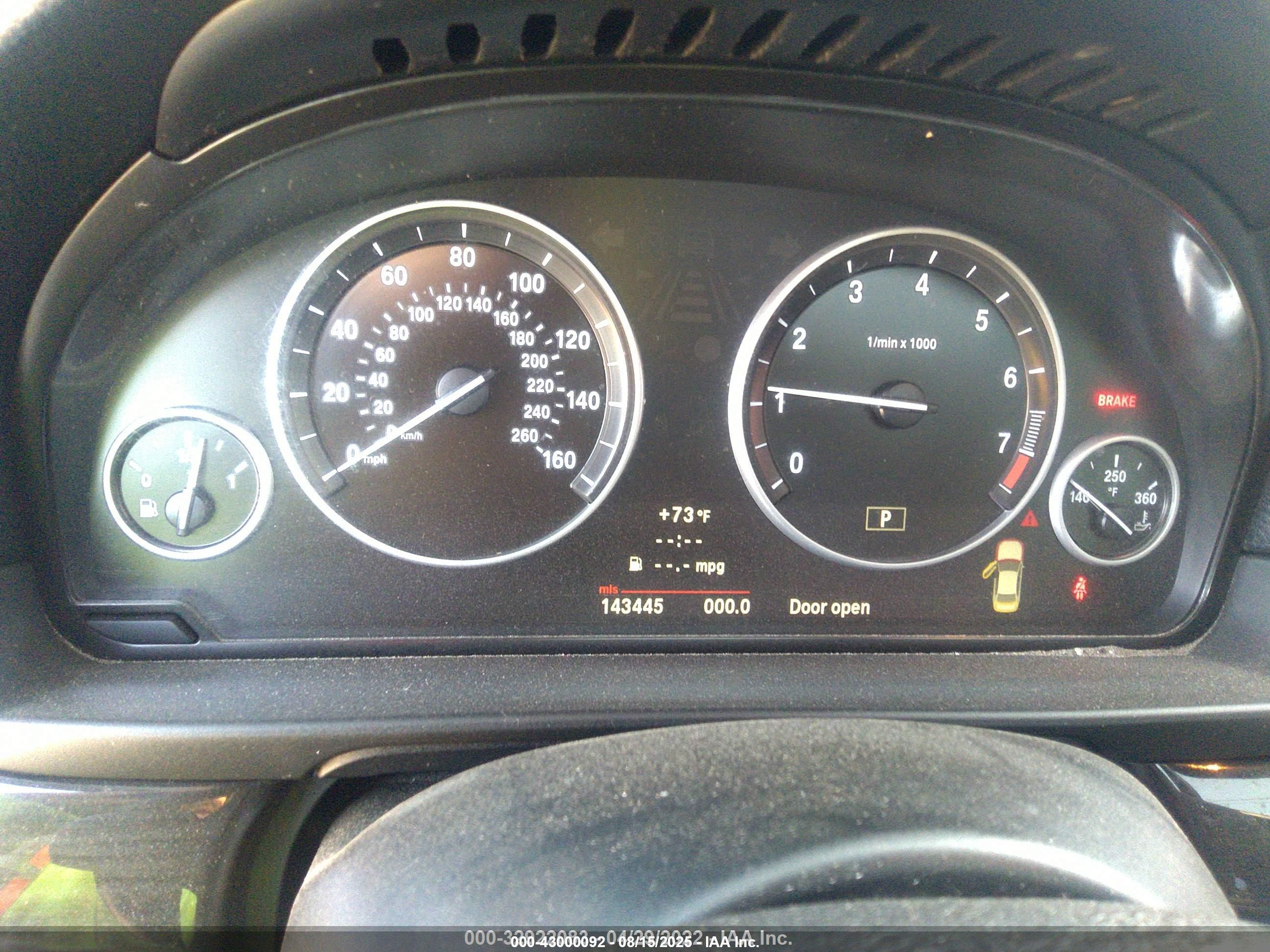 BMW 528I image 7