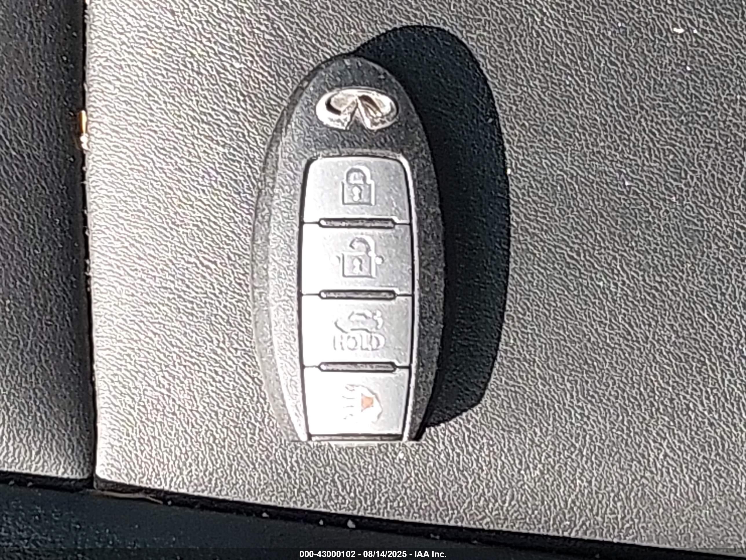 INFINITI Q50 image 11