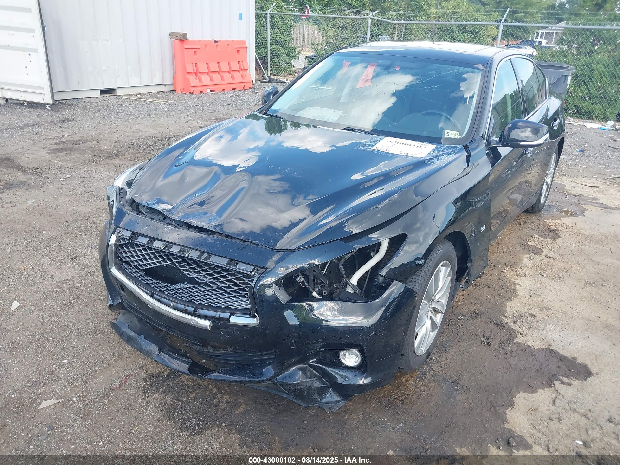 INFINITI Q50 image 6