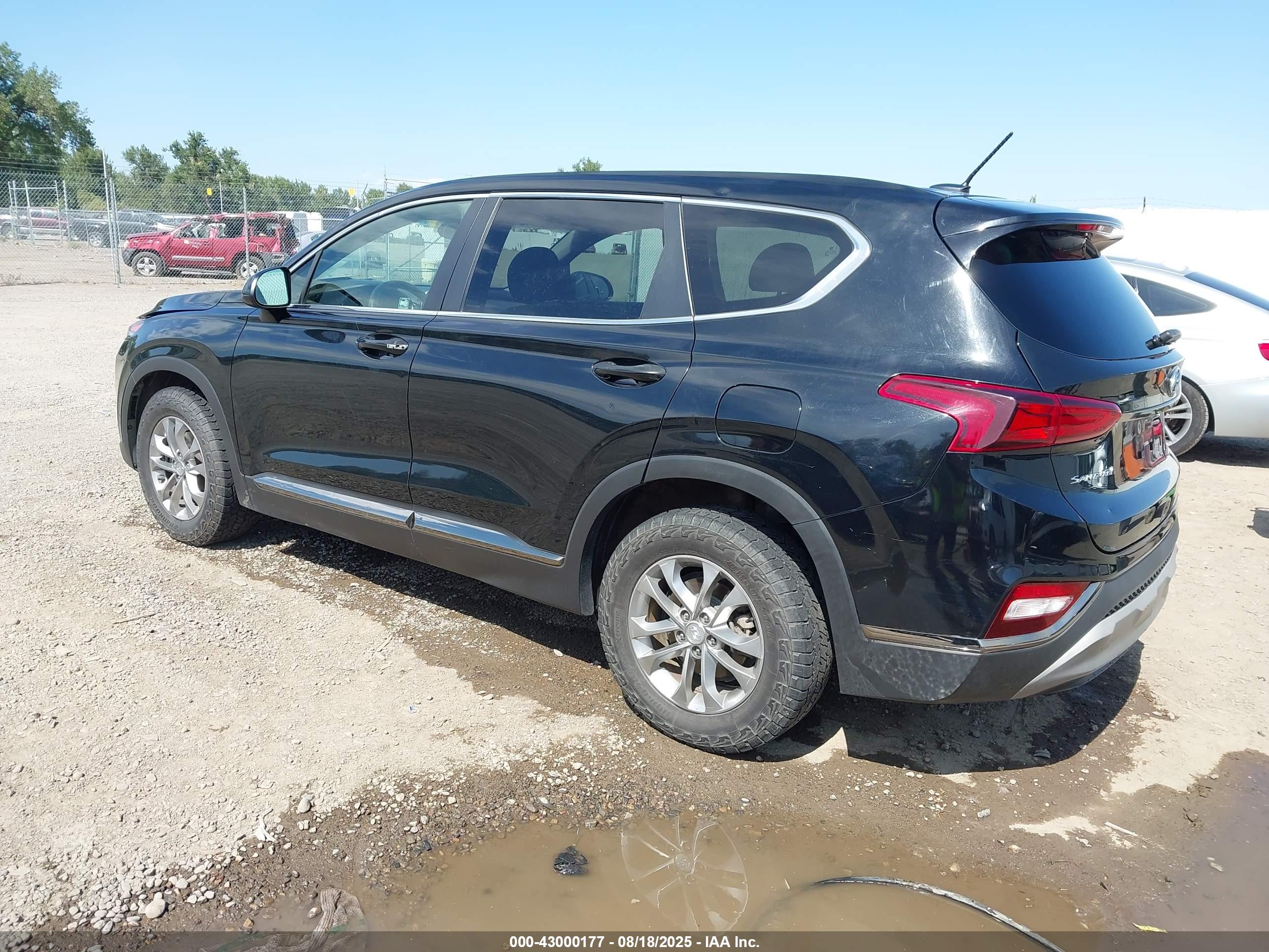HYUNDAI SANTA image 3