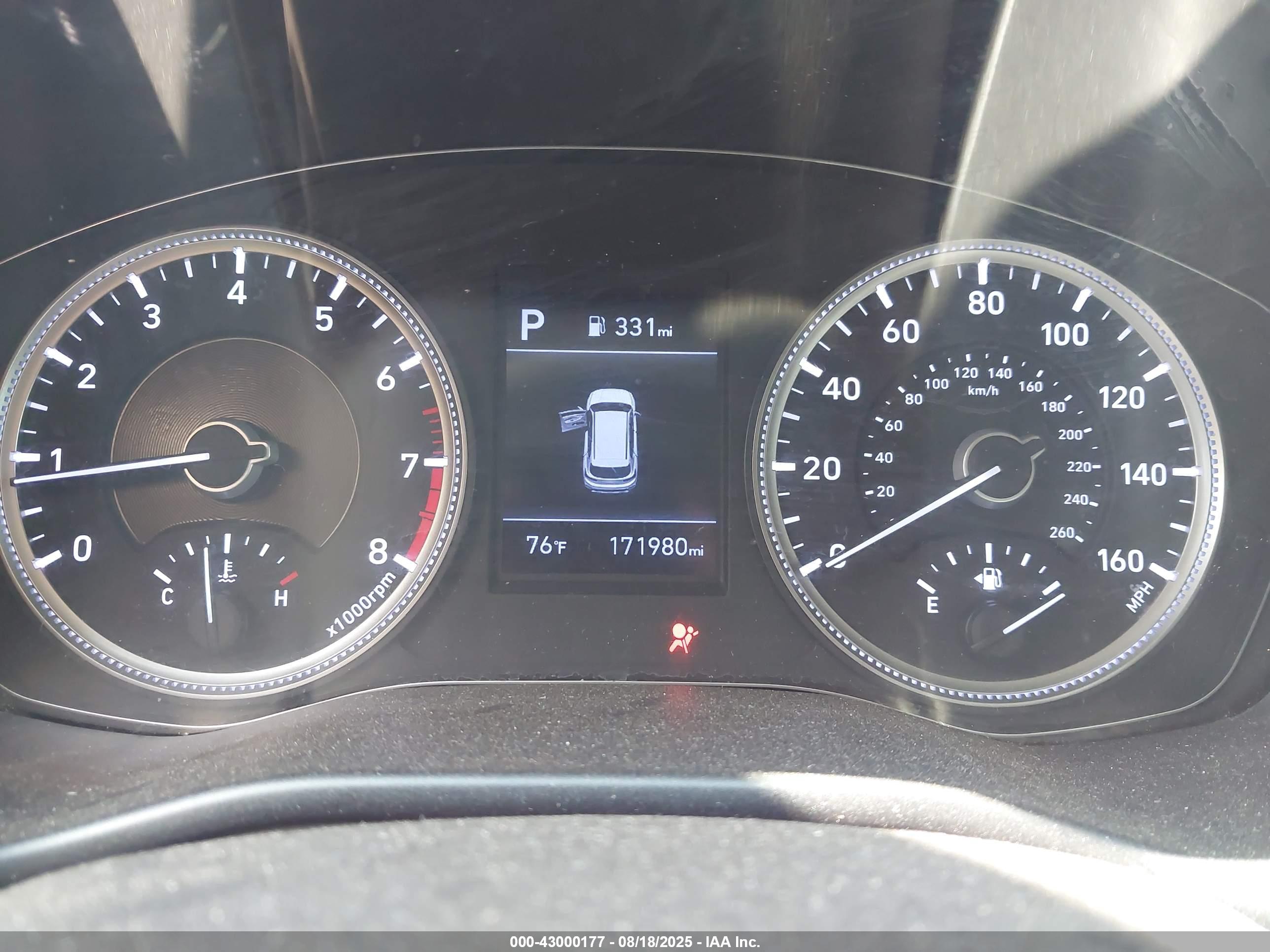 HYUNDAI SANTA image 7