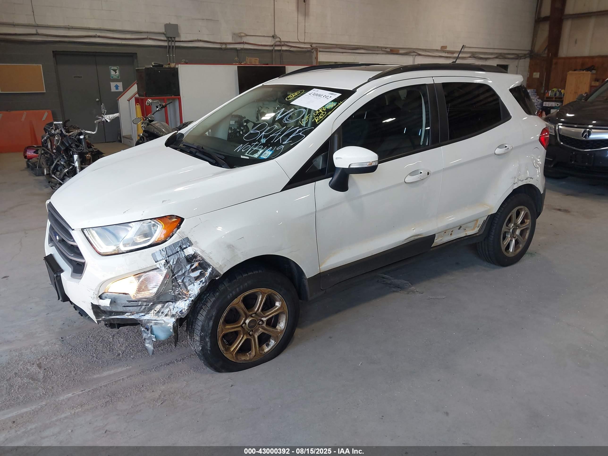 FORD ECOSPORT image 2