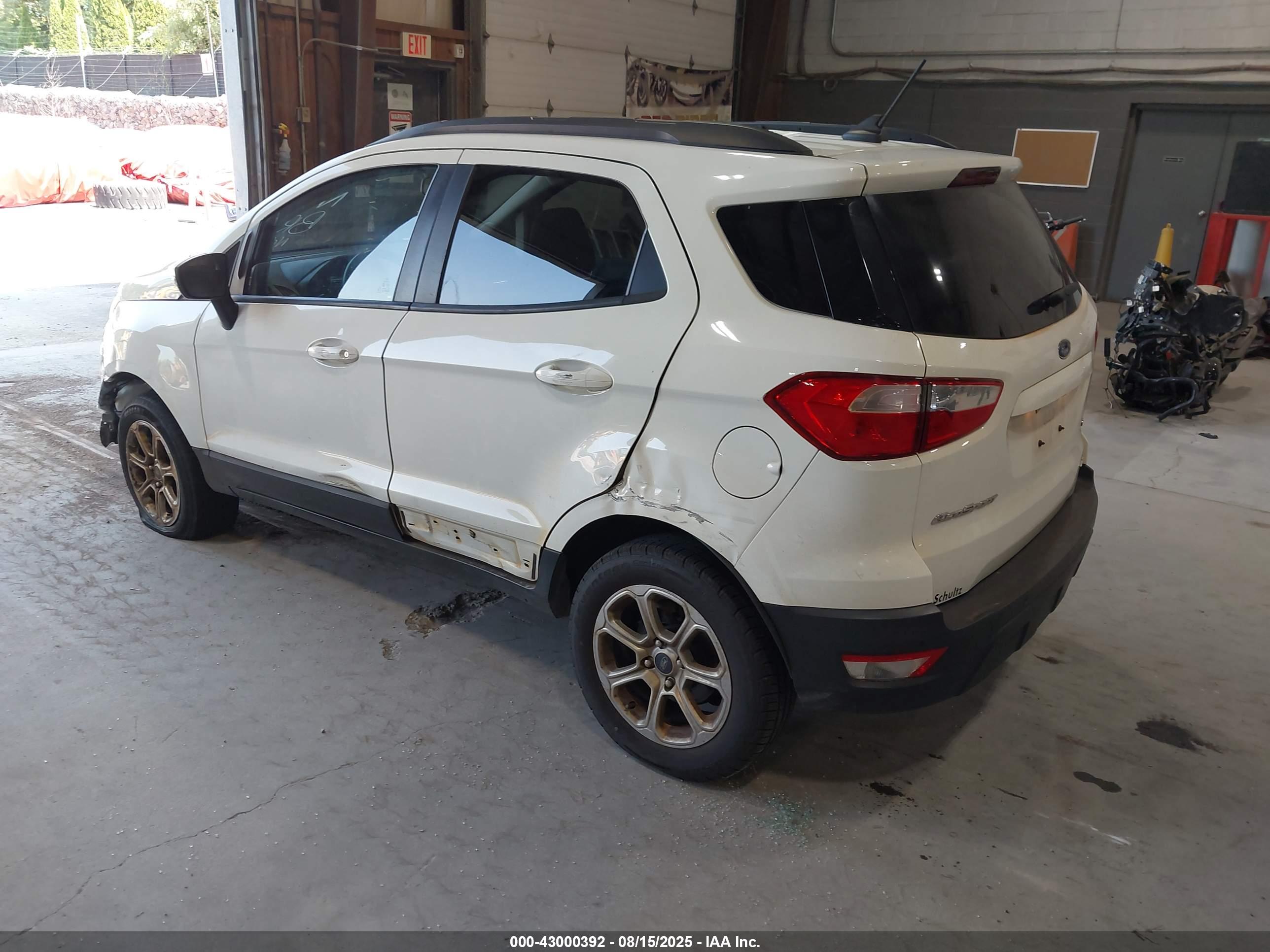 FORD ECOSPORT image 3