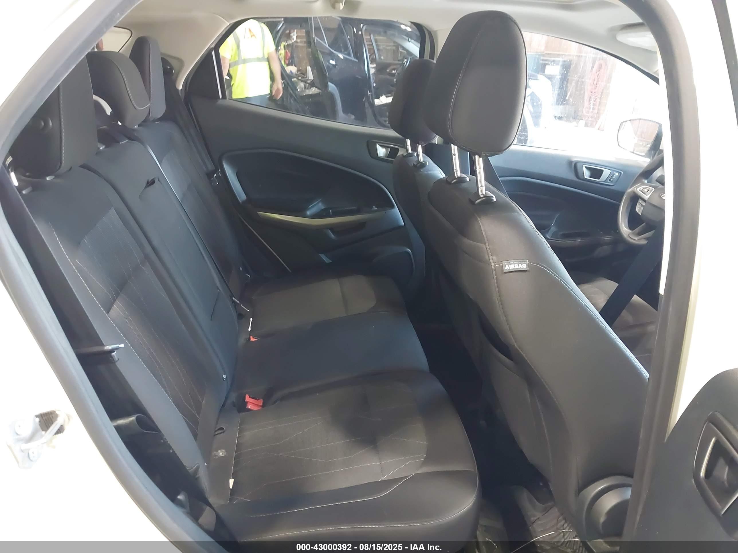FORD ECOSPORT image 8