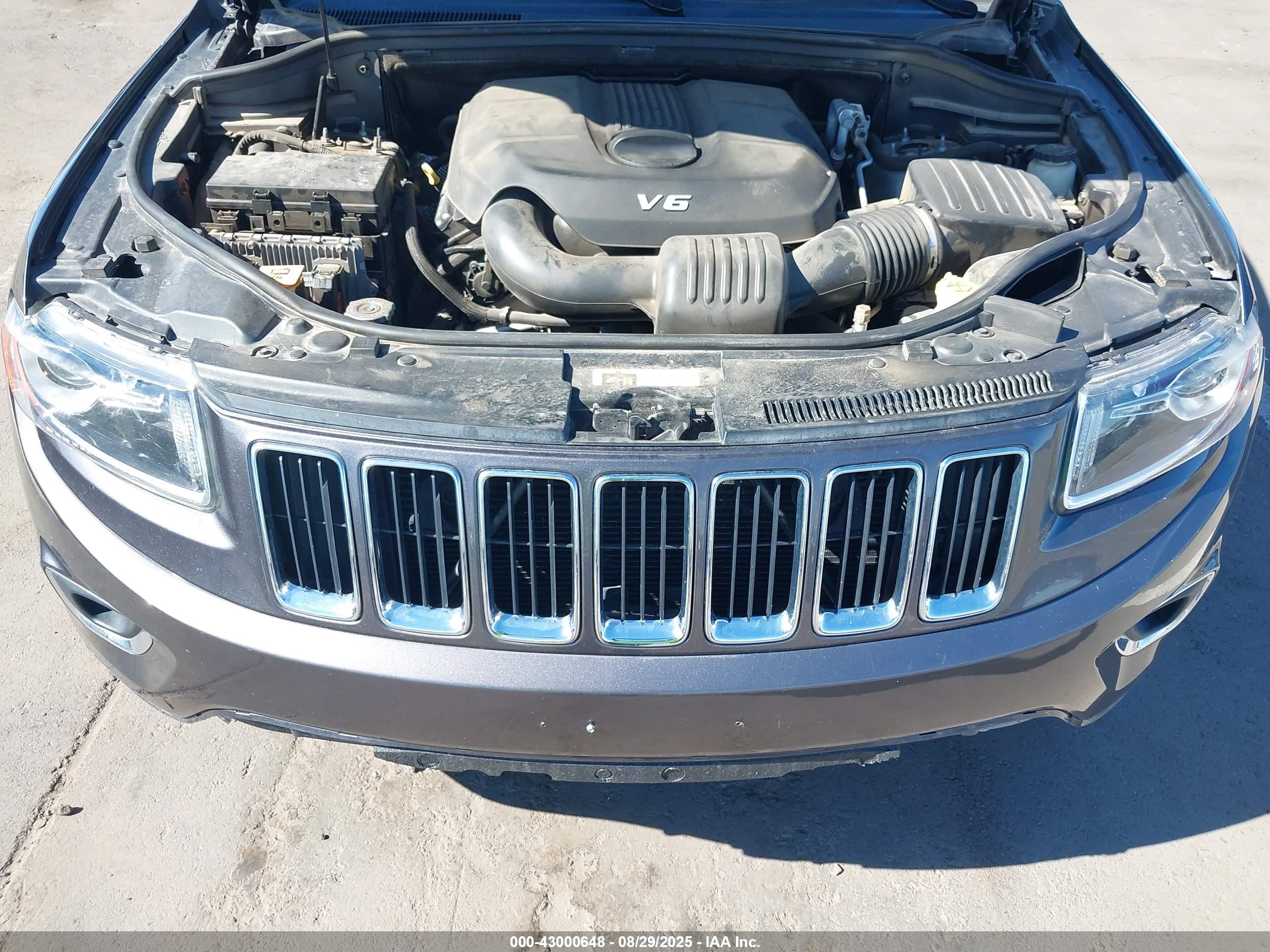 JEEP GRAND image 10