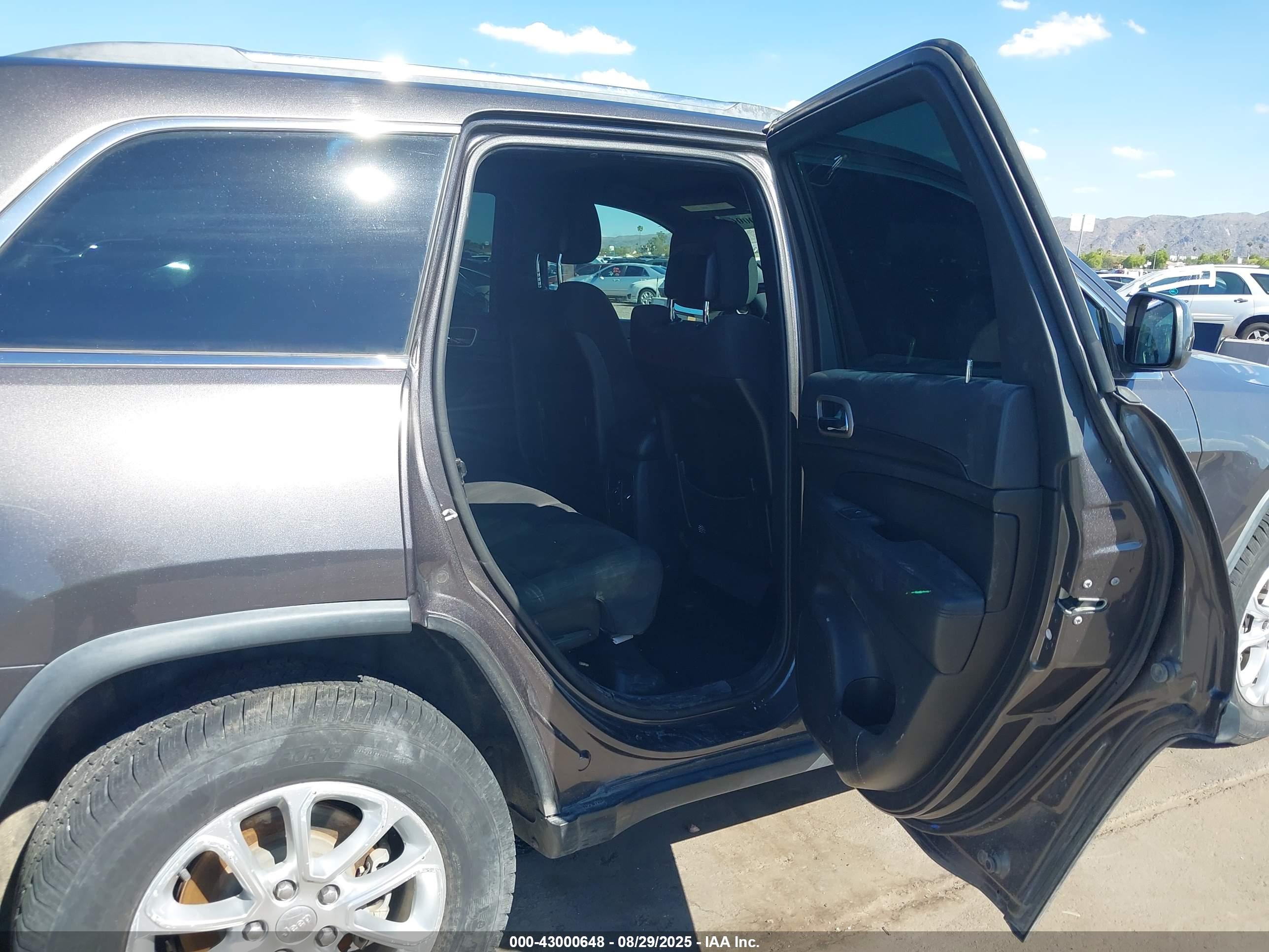 JEEP GRAND image 8