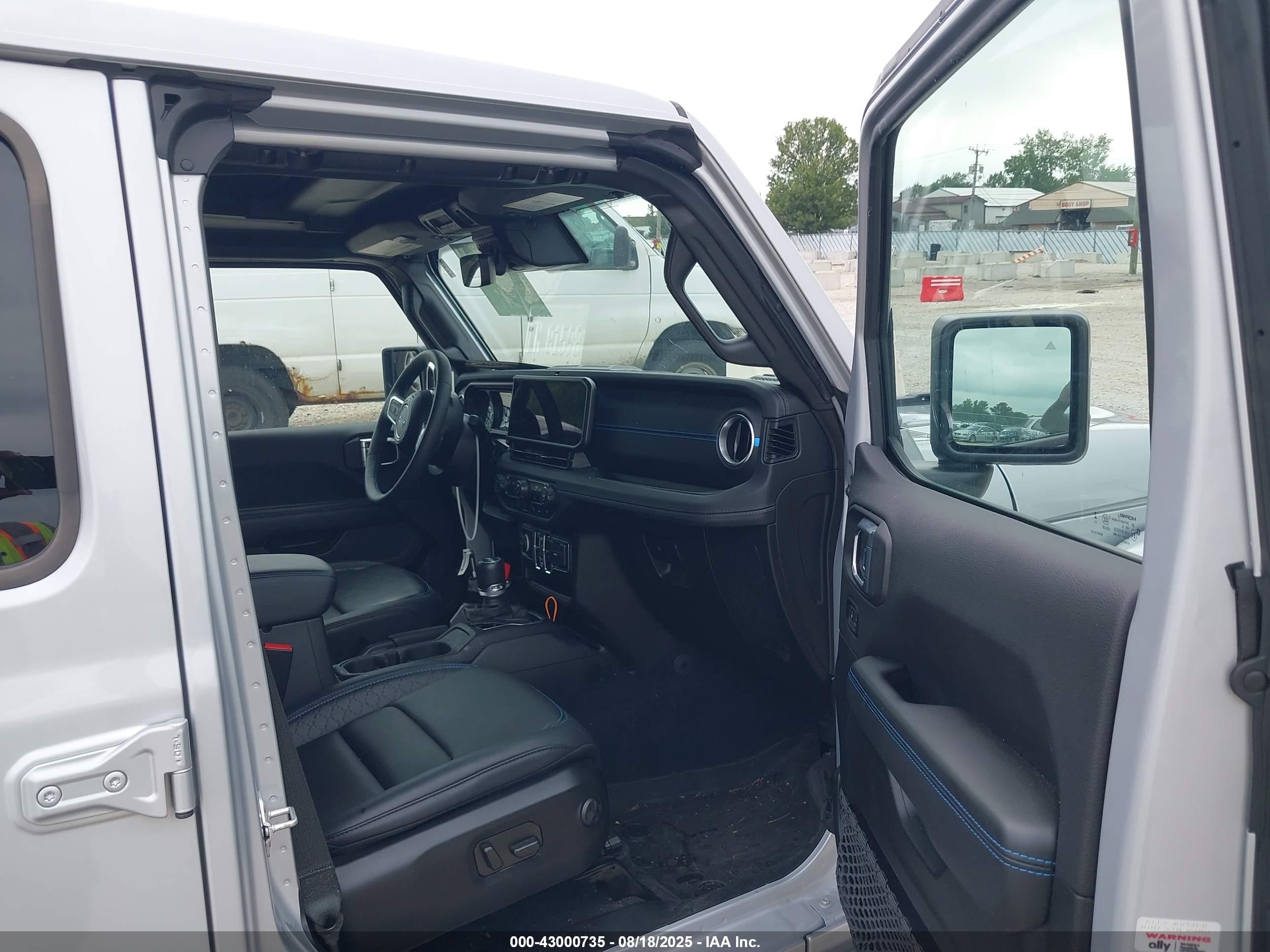 JEEP WRANGLER image 5