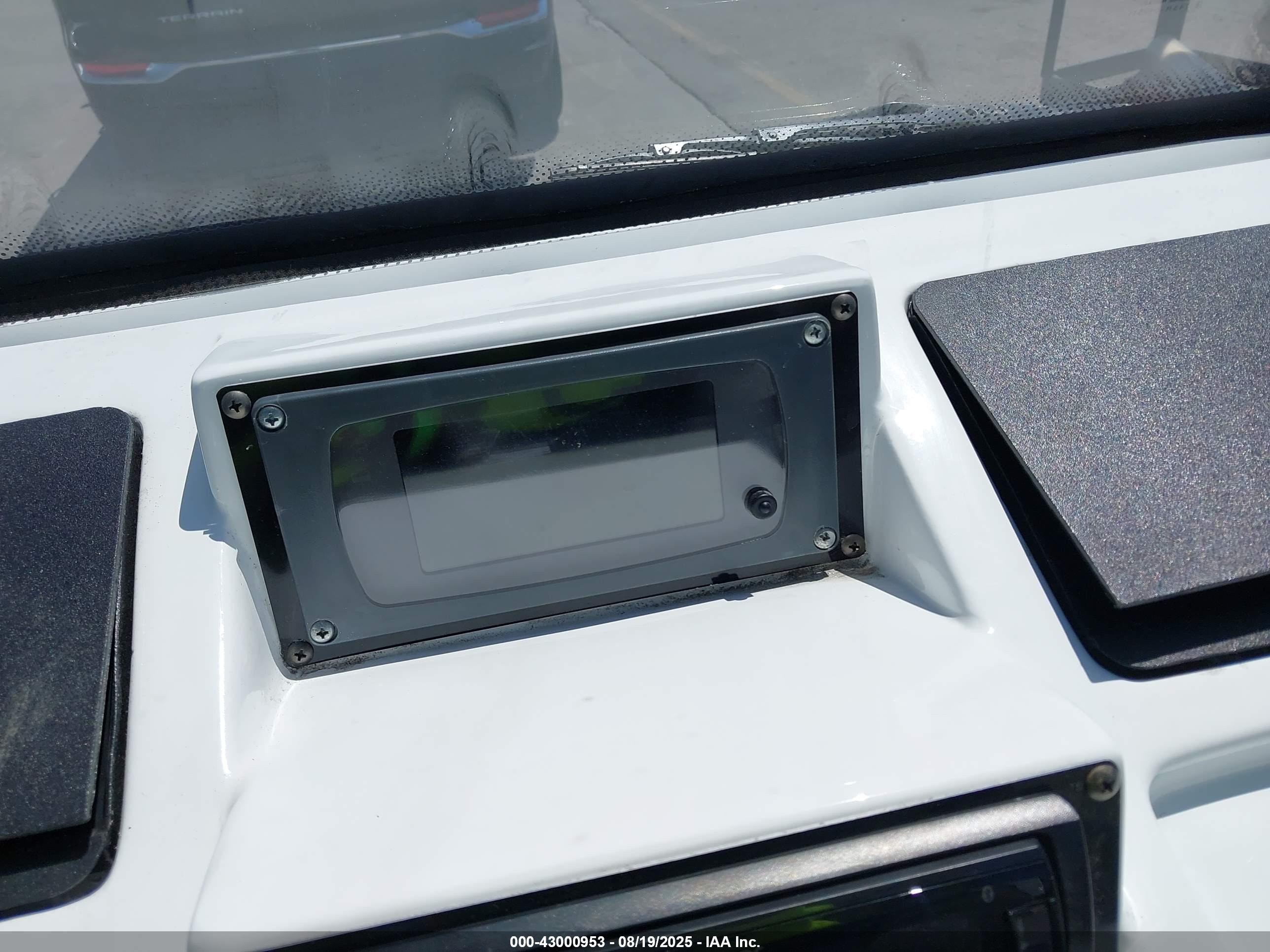 EQUIPMENT MOTOEV image 7
