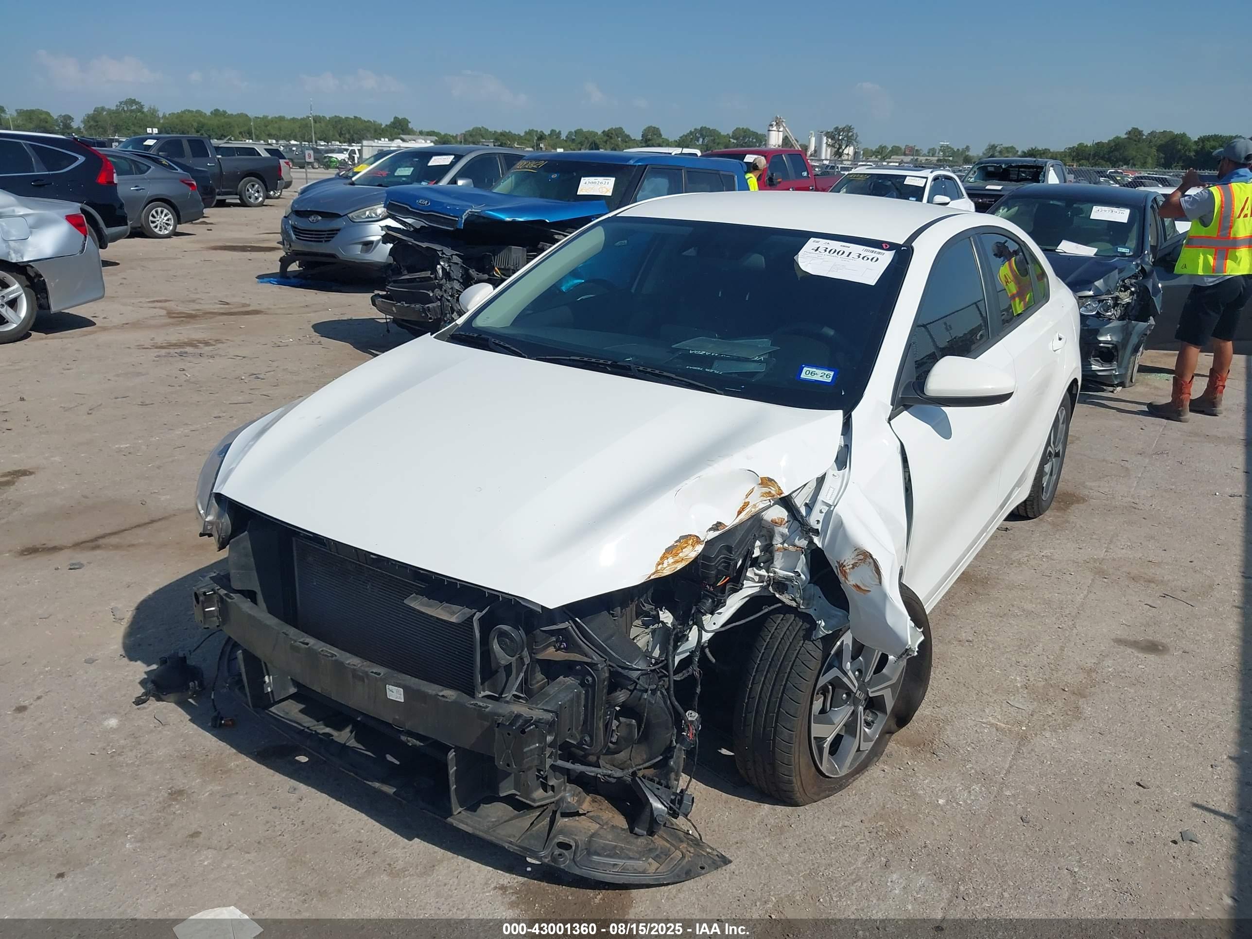 KIA FORTE image 2