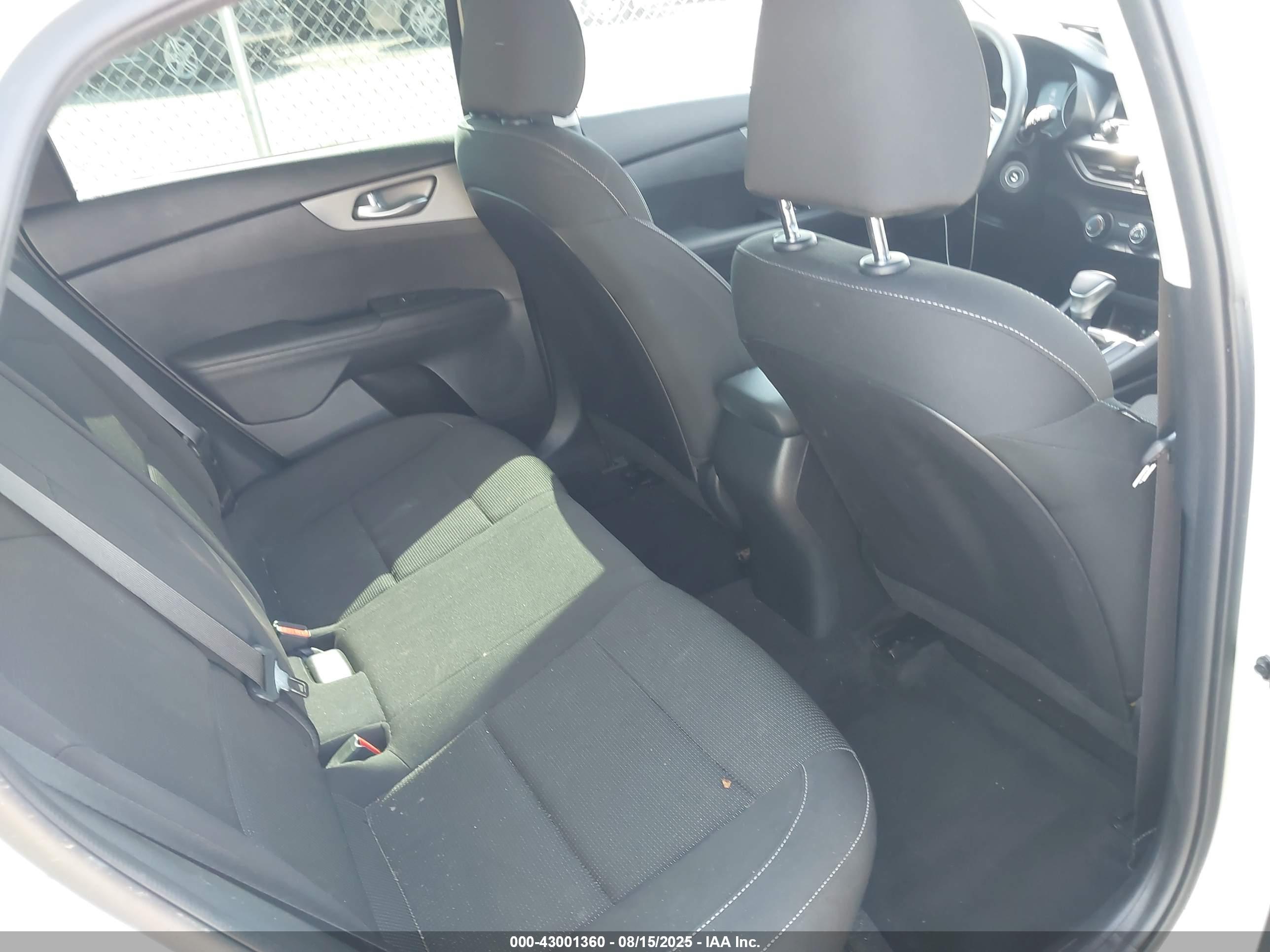 KIA FORTE image 8