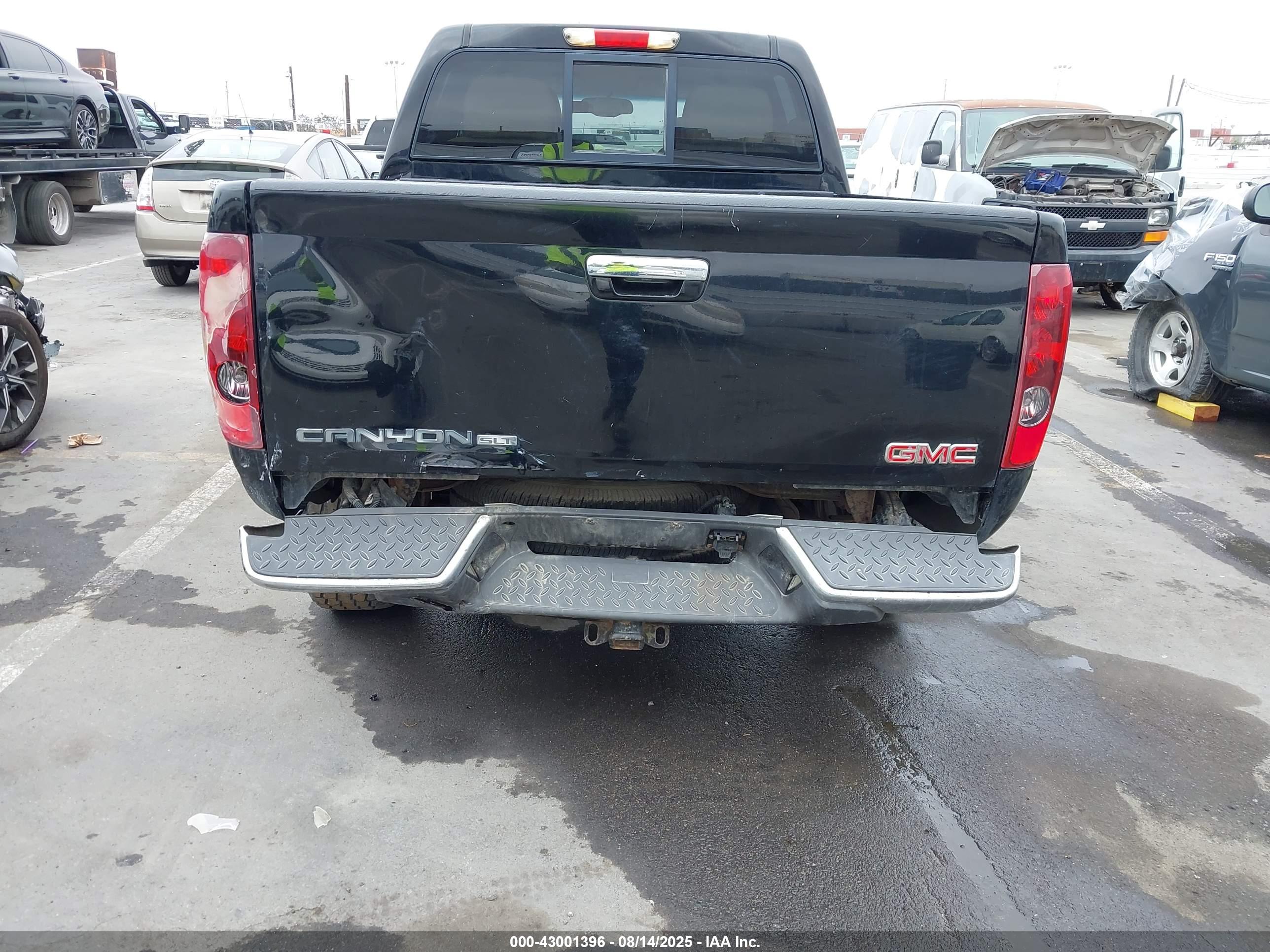 GMC CANYON image 6