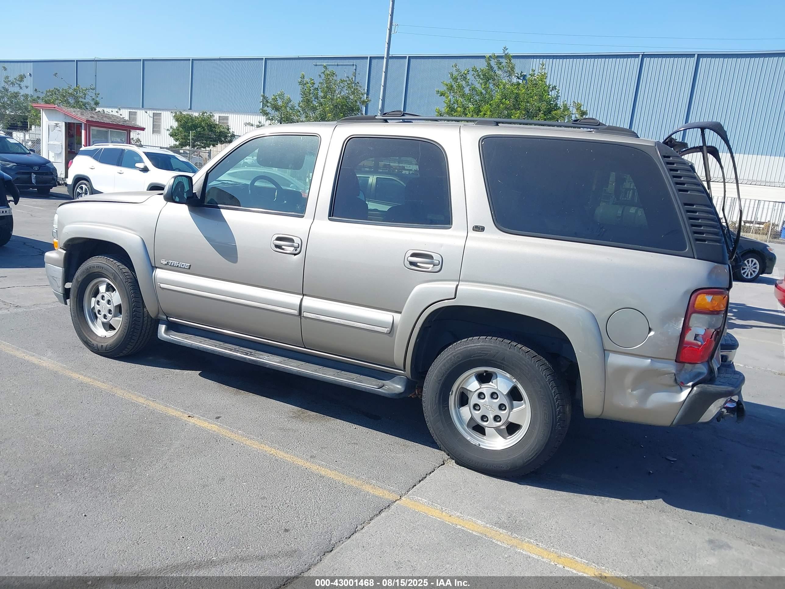 CHEVROLET TAHOE image 3