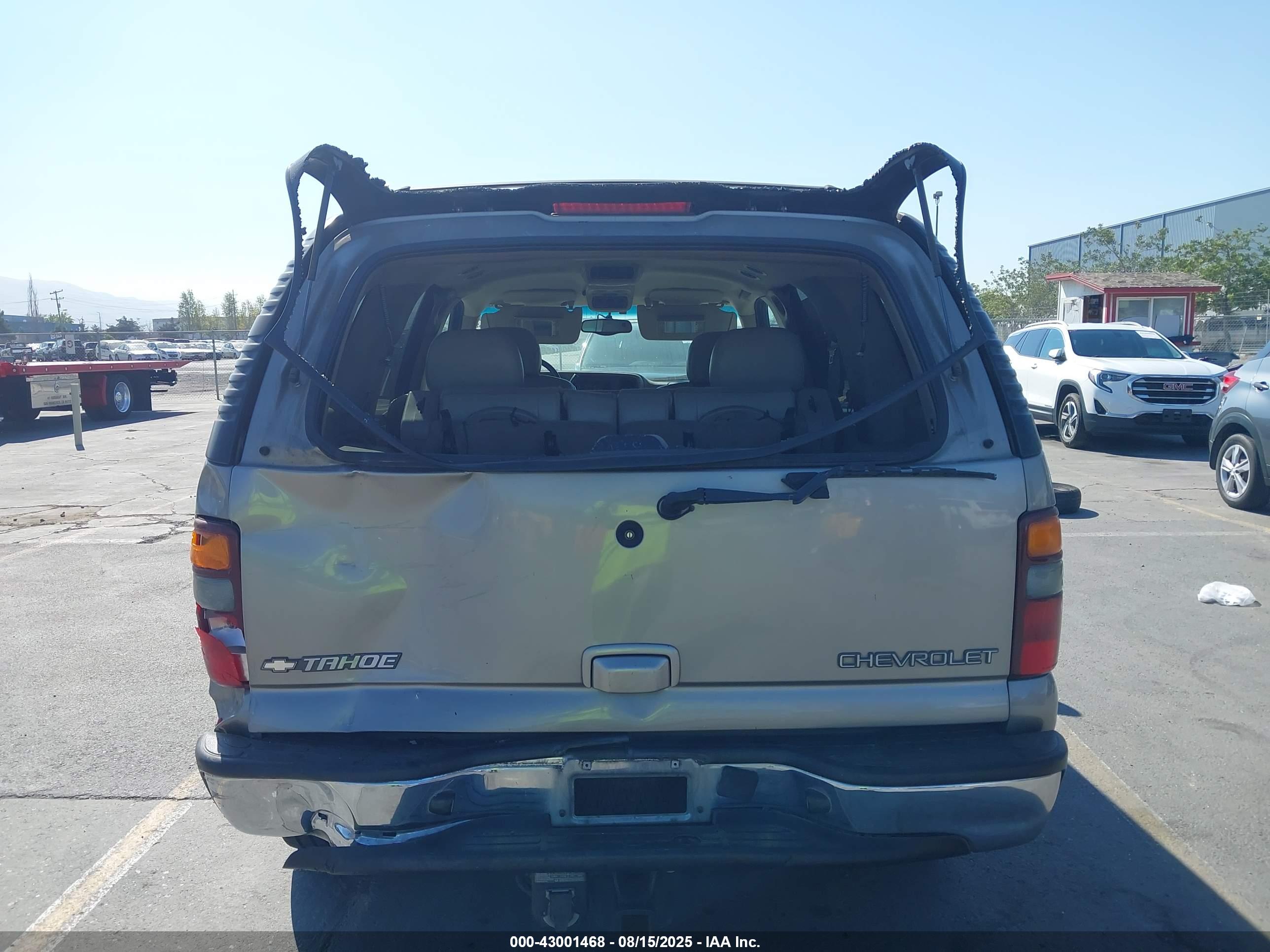 CHEVROLET TAHOE image 6
