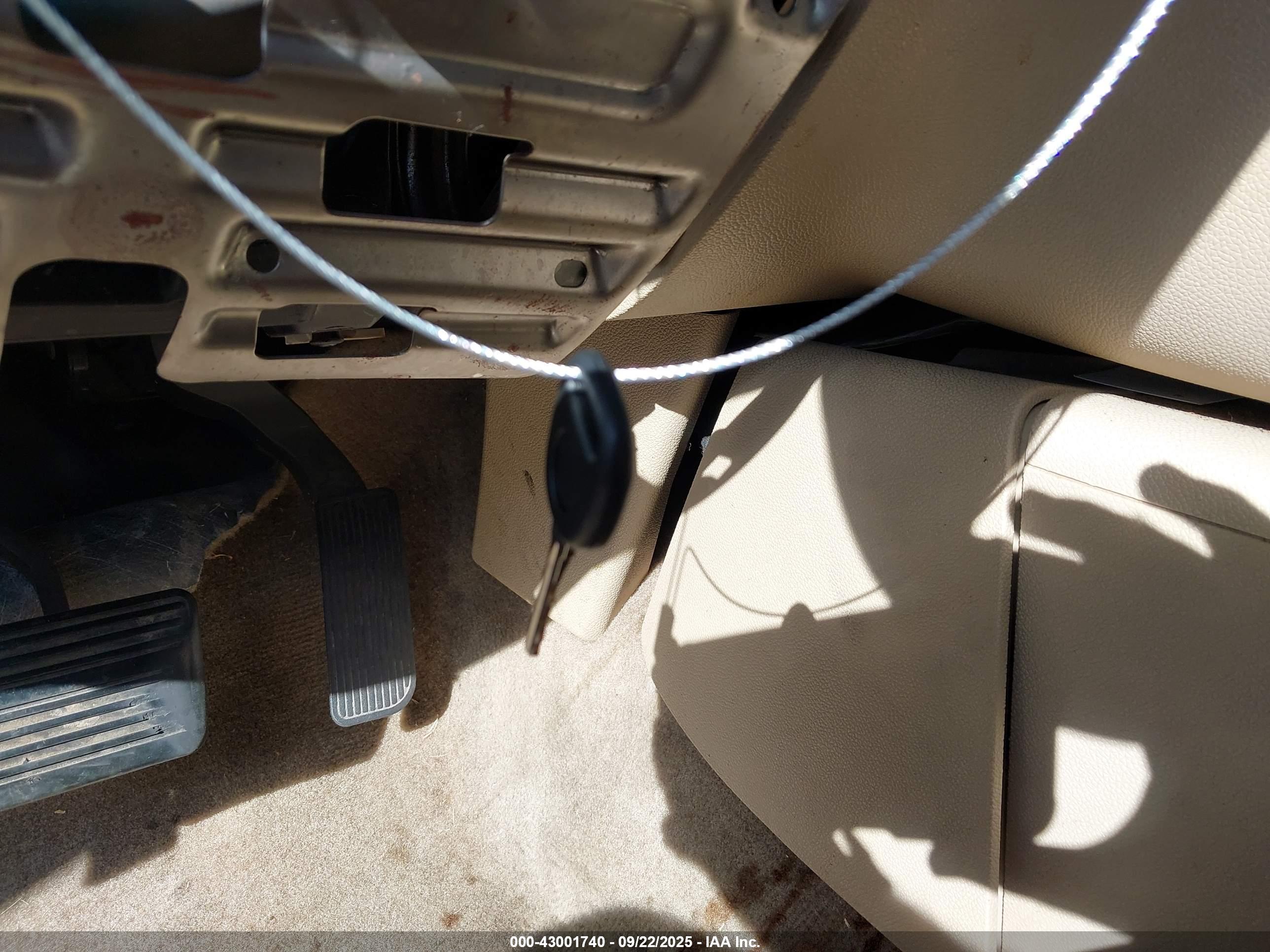 GMC YUKON image 11