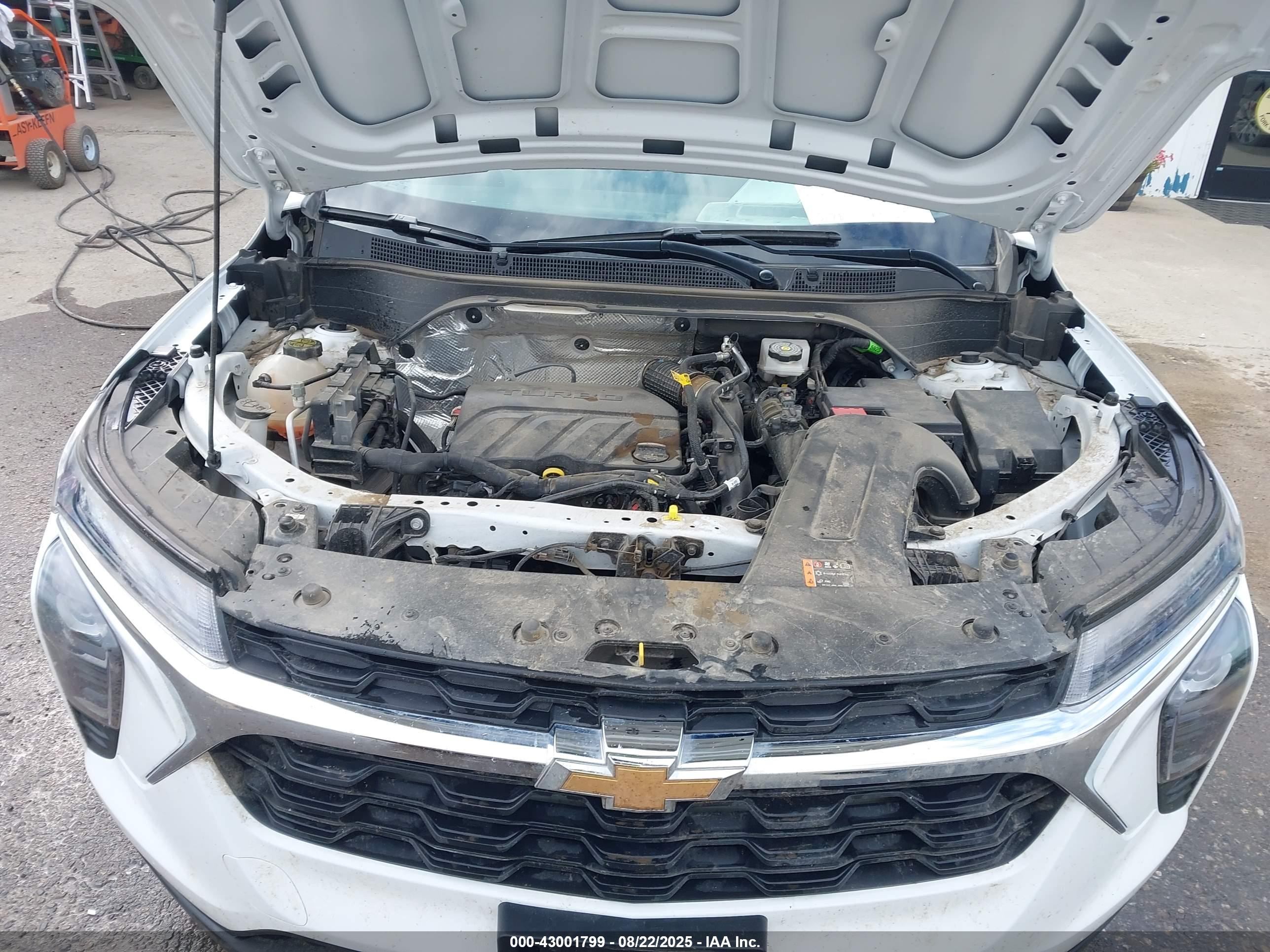 CHEVROLET TRAX image 10